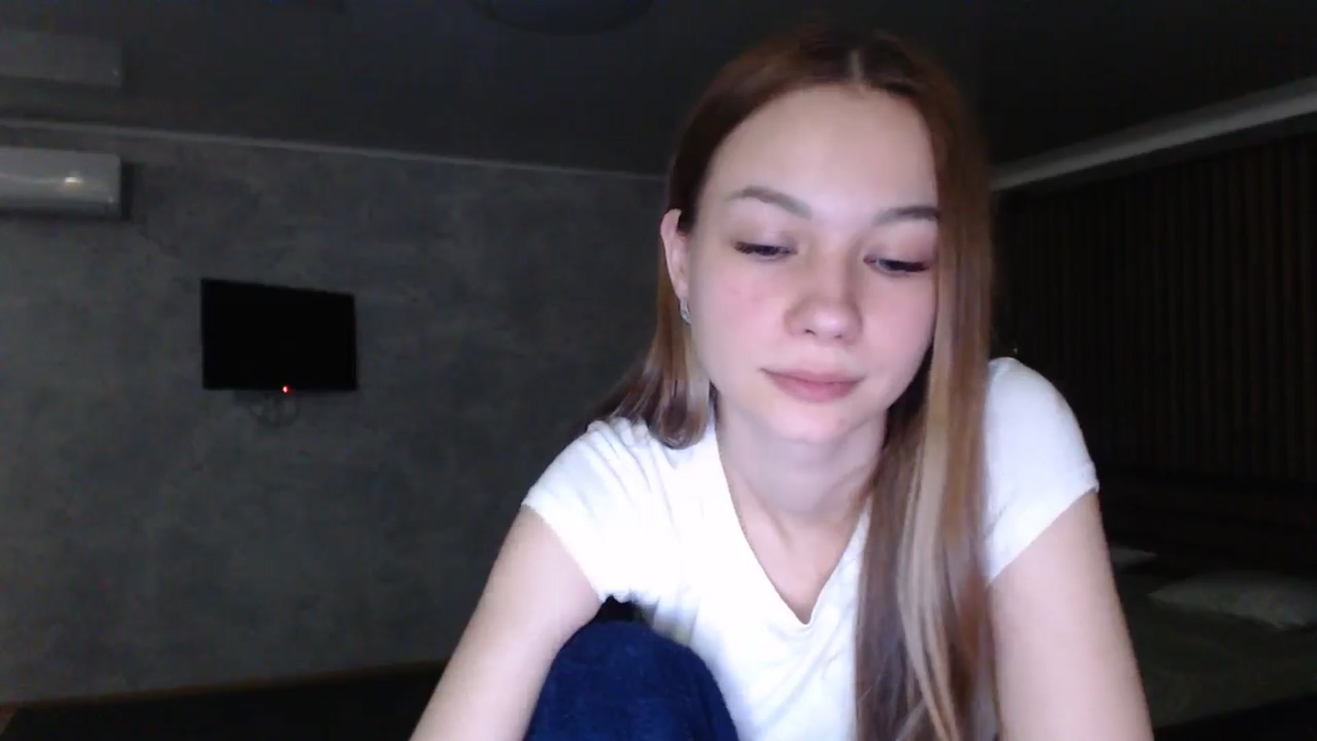 Gallery image thumbnail from Lovely_NataUA's myfreecams stream on, 08/09/2025, 22:06 image 5 of 20