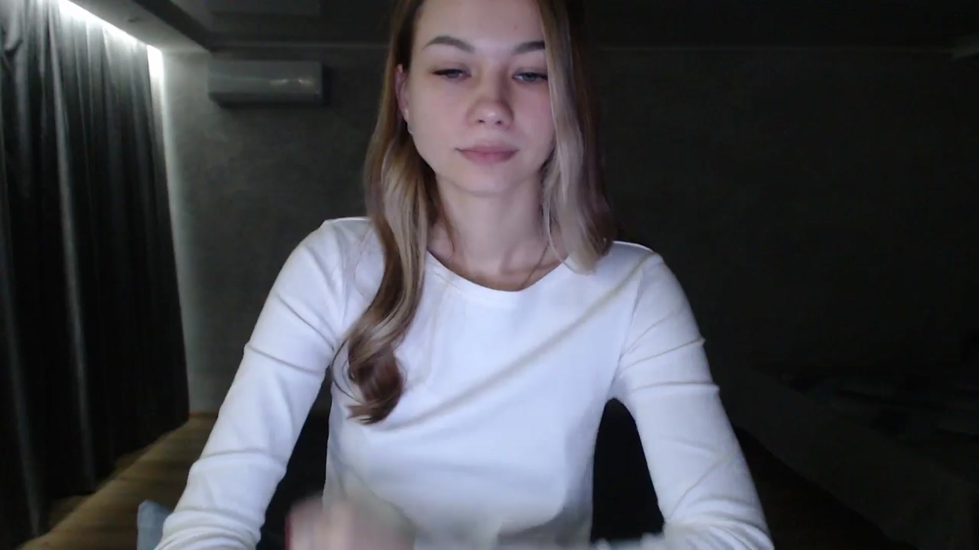 Gallery image thumbnail from Lovely_NataUA's myfreecams stream on, 08/24/2025, 21:08 image 11 of 20
