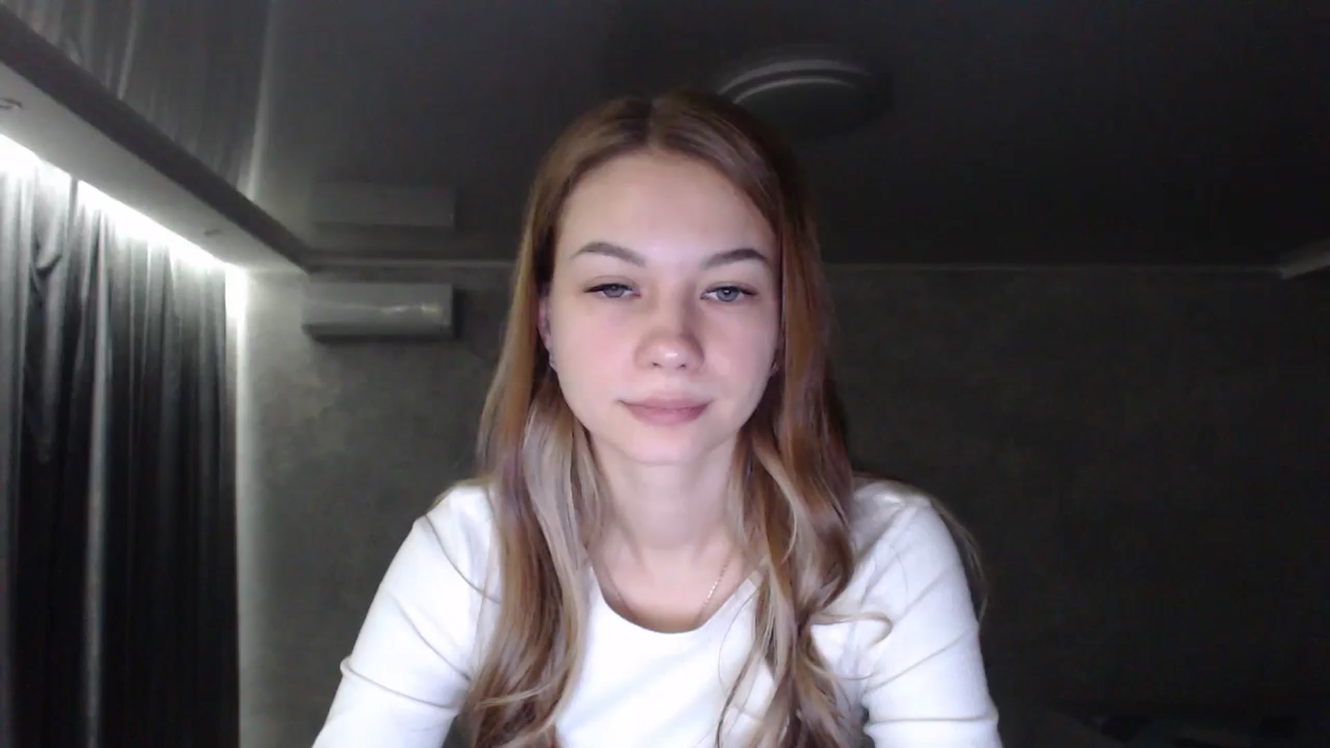 Gallery image thumbnail from Lovely_NataUA's myfreecams stream on, 08/24/2025, 21:08 image 4 of 20