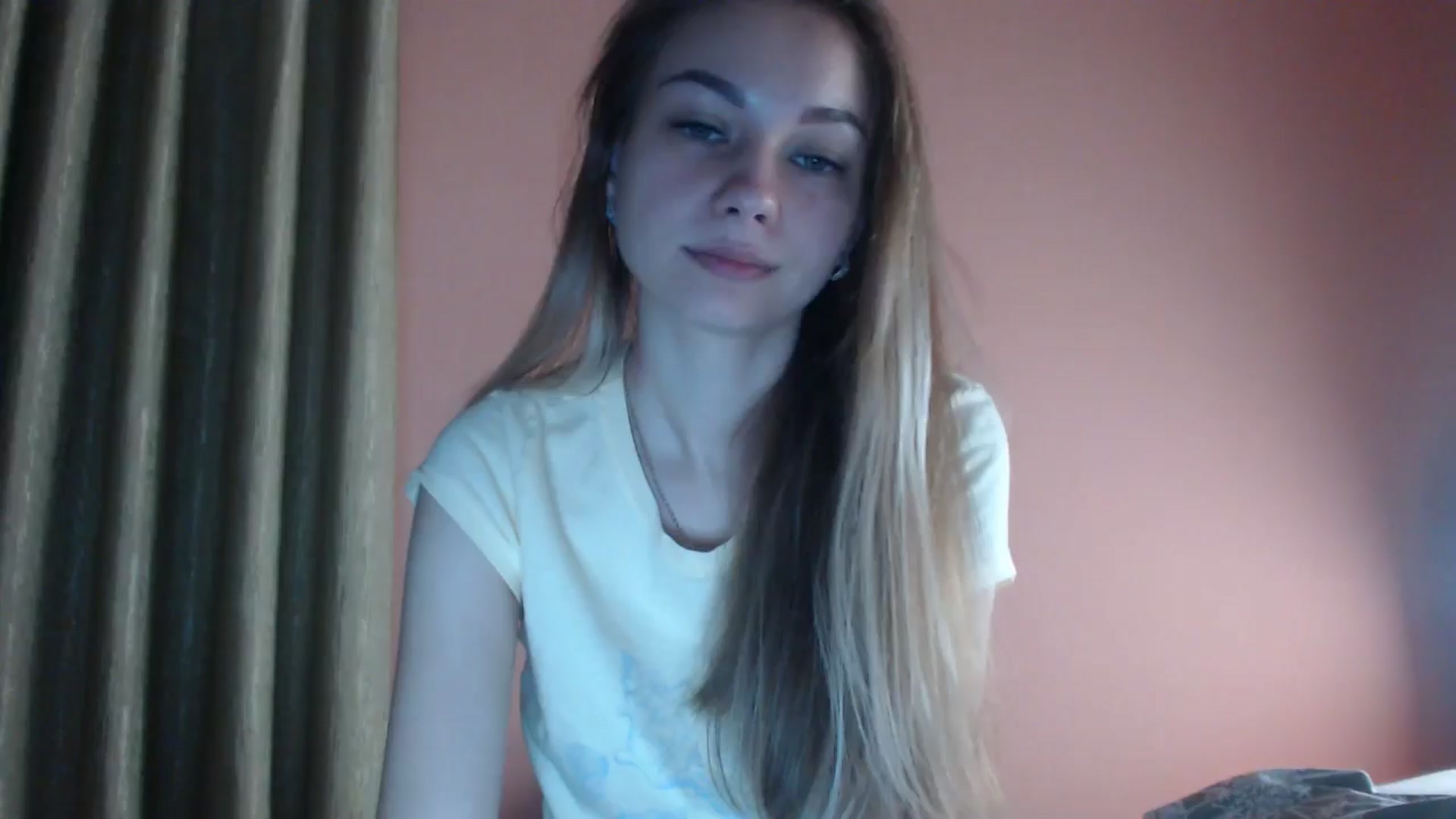Gallery image thumbnail from Lovely_NataUA's myfreecams stream on, 09/22/2025, 24:40 image 1 of 20