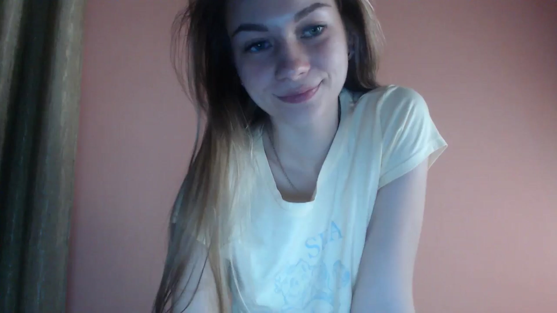 Gallery image thumbnail from Lovely_NataUA's myfreecams stream on, 09/22/2025, 24:40 image 19 of 20