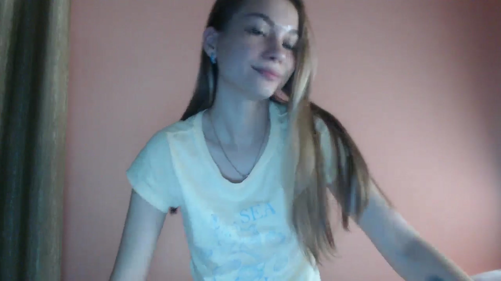 Gallery image thumbnail from Lovely_NataUA's myfreecams stream on, 09/22/2025, 01:27 image 4 of 20