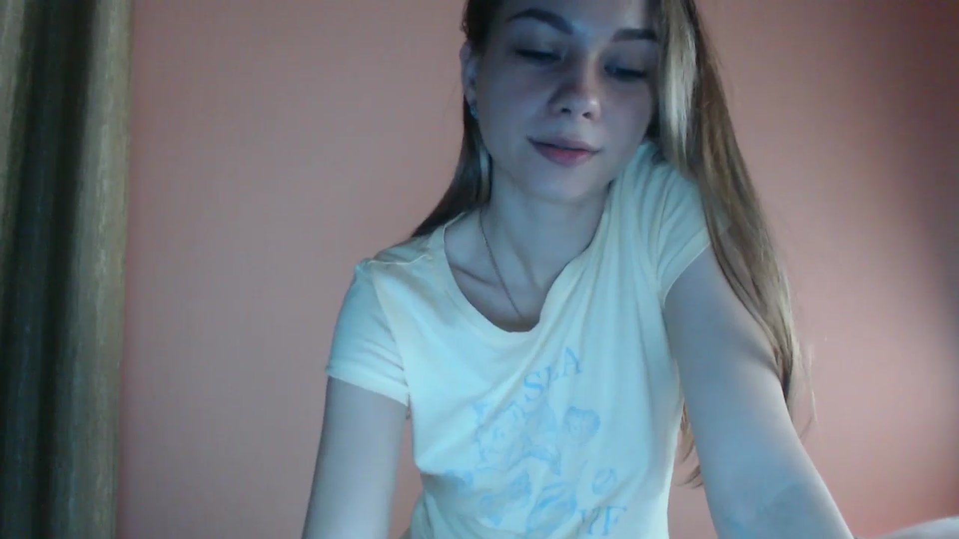 Gallery image thumbnail from Lovely_NataUA's myfreecams stream on, 09/22/2025, 01:27 image 3 of 20
