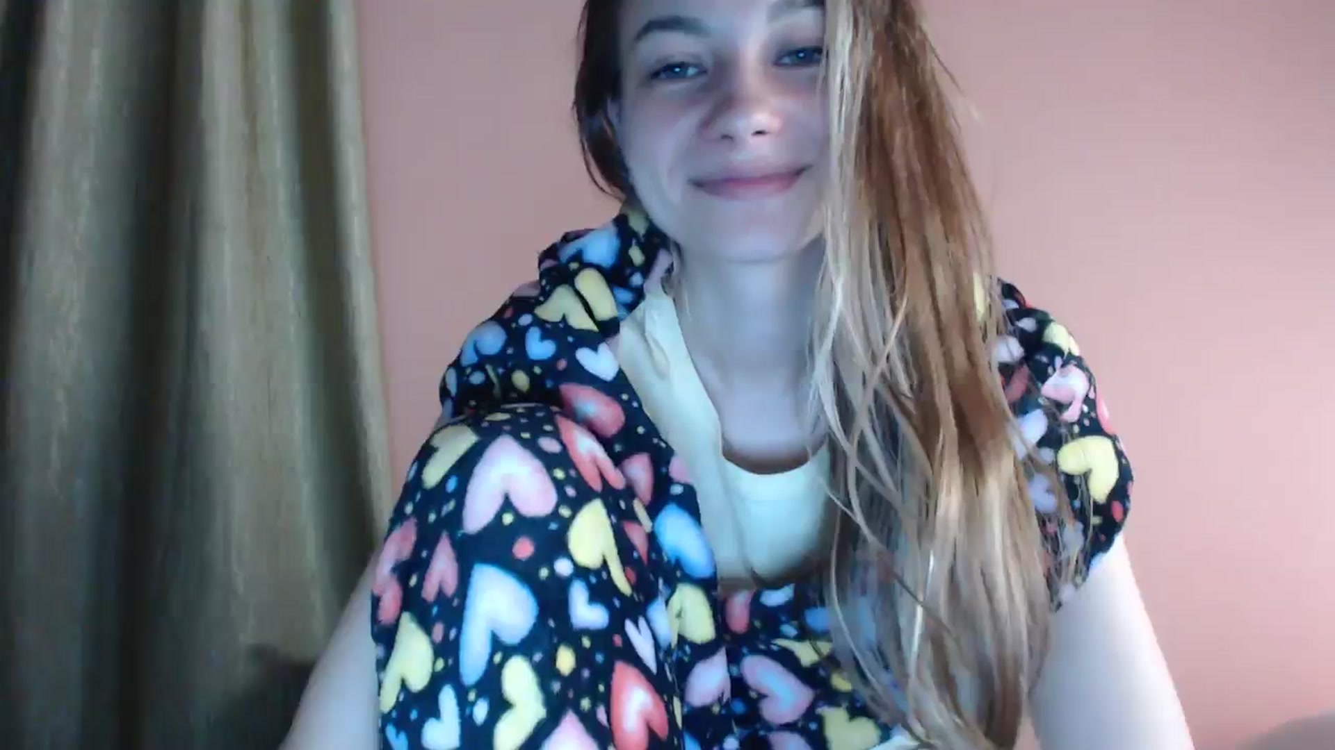 Gallery image thumbnail from Lovely_NataUA's myfreecams stream on, 09/29/2025, 24:02 image 13 of 20