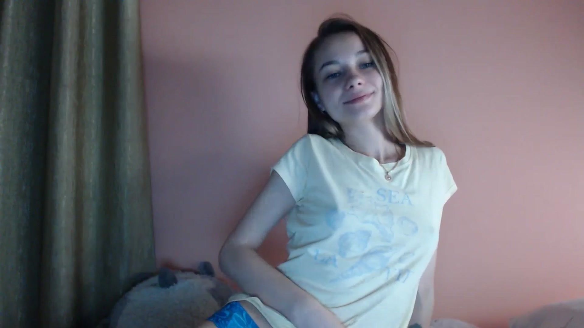 Gallery image thumbnail from Lovely_NataUA's myfreecams stream on, 09/29/2025, 01:28 image 6 of 20