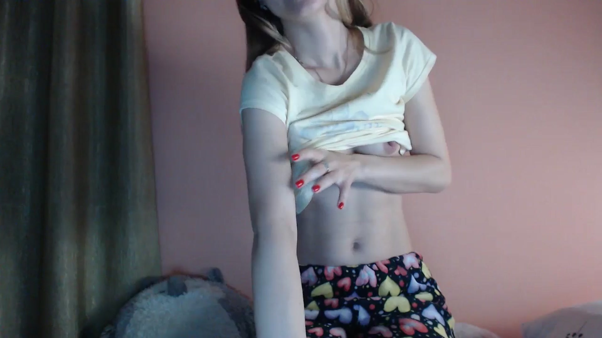 Gallery image thumbnail from Lovely_NataUA's myfreecams stream on, 09/29/2025, 01:28 image 2 of 20