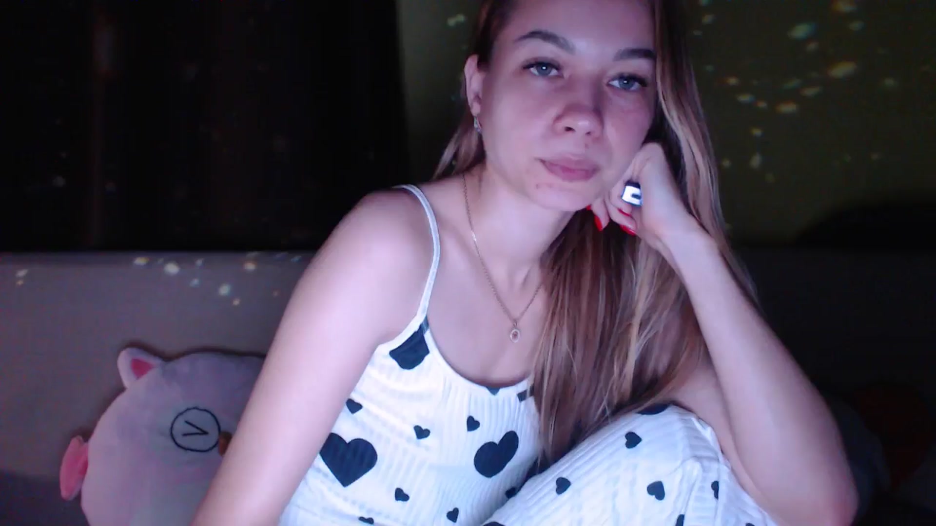 Gallery image thumbnail from Lovely_NataUA's myfreecams stream on, 10/06/2025, 24:25 image 12 of 20