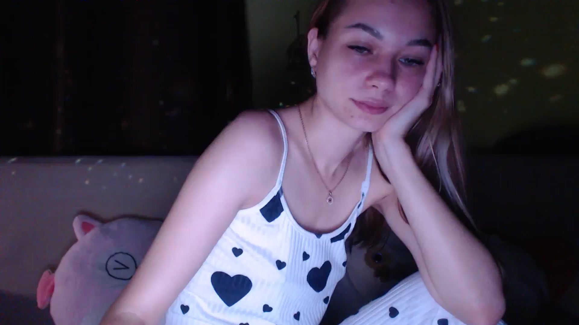 Gallery image thumbnail from Lovely_NataUA's myfreecams stream on, 10/06/2025, 24:25 image 11 of 20