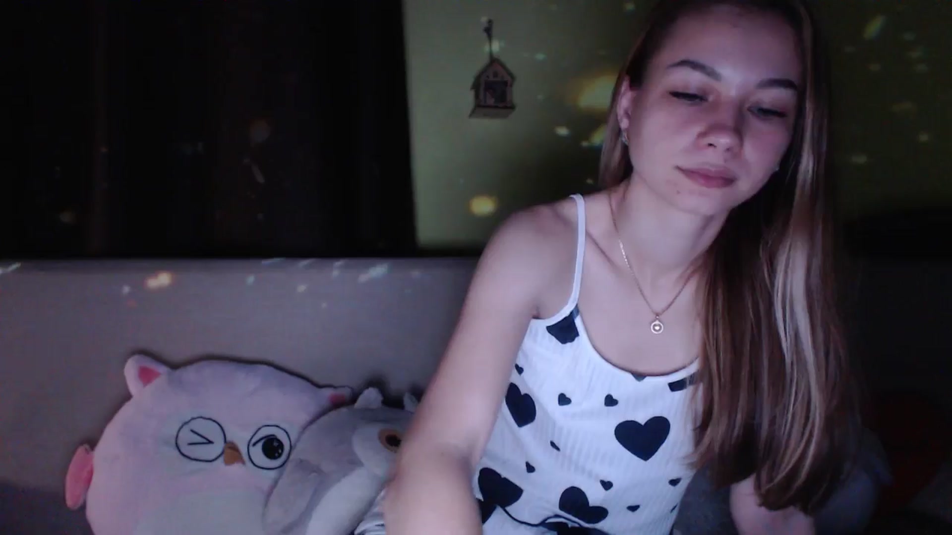Gallery image thumbnail from Lovely_NataUA's myfreecams stream on, 10/06/2025, 24:25 image 8 of 20