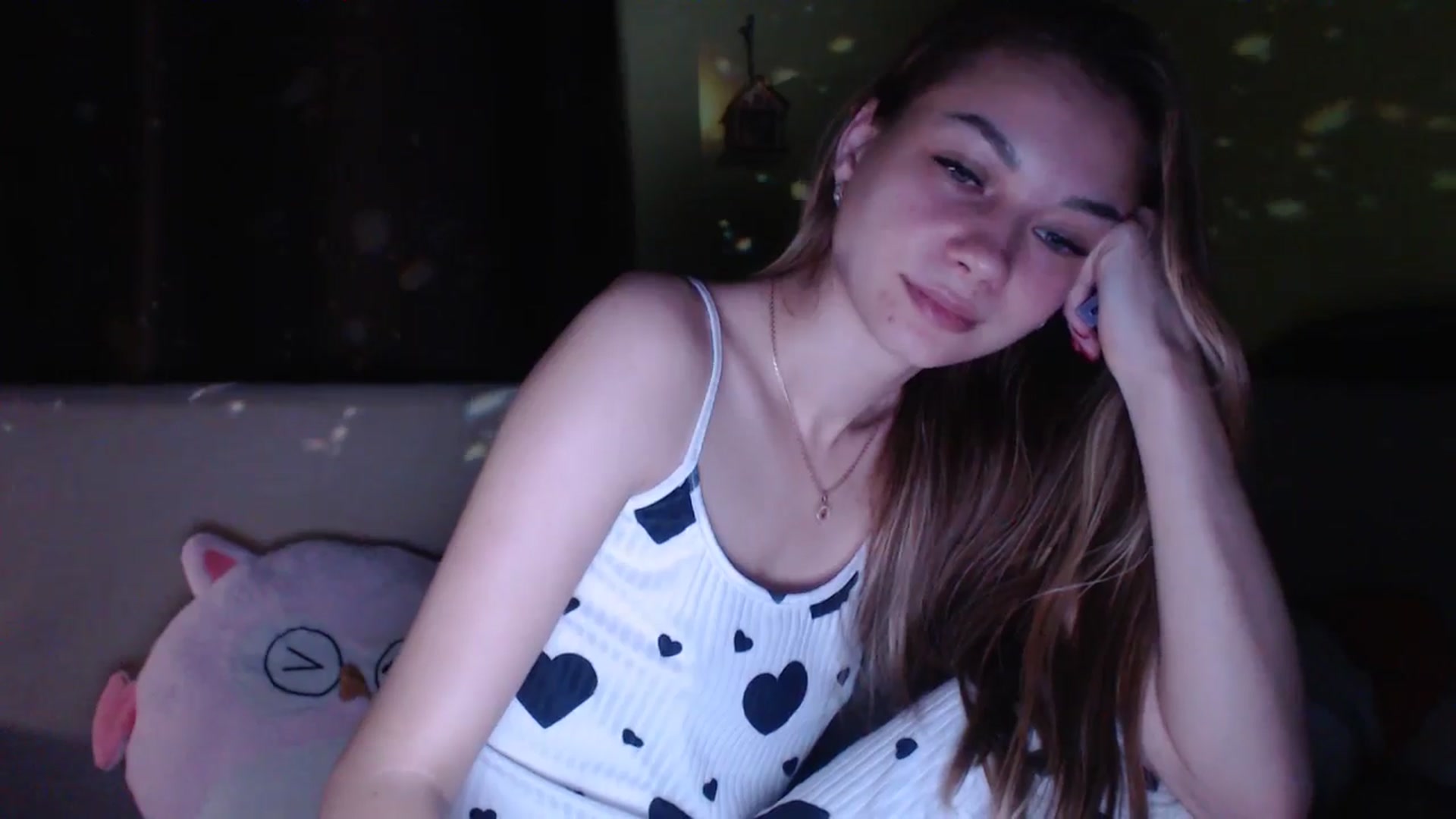 Gallery image thumbnail from Lovely_NataUA's myfreecams stream on, 10/06/2025, 24:25 image 17 of 20