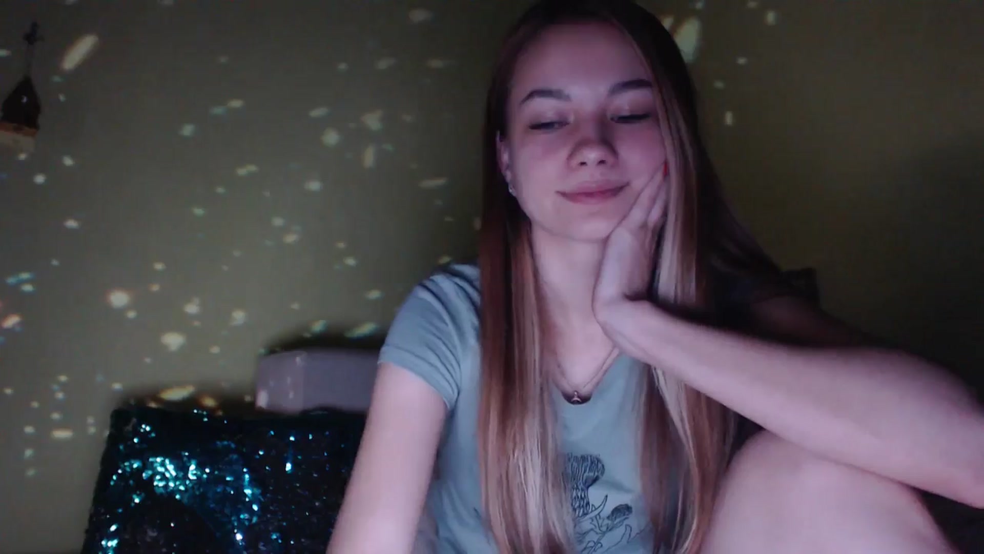 Gallery image thumbnail from Lovely_NataUA's myfreecams stream on, 10/12/2025, 24:00 image 18 of 20