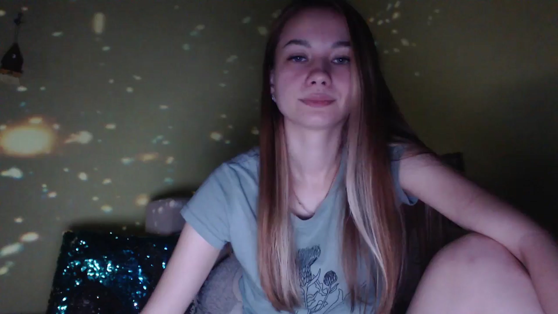 Gallery image thumbnail from Lovely_NataUA's myfreecams stream on, 10/12/2025, 24:00 image 17 of 20