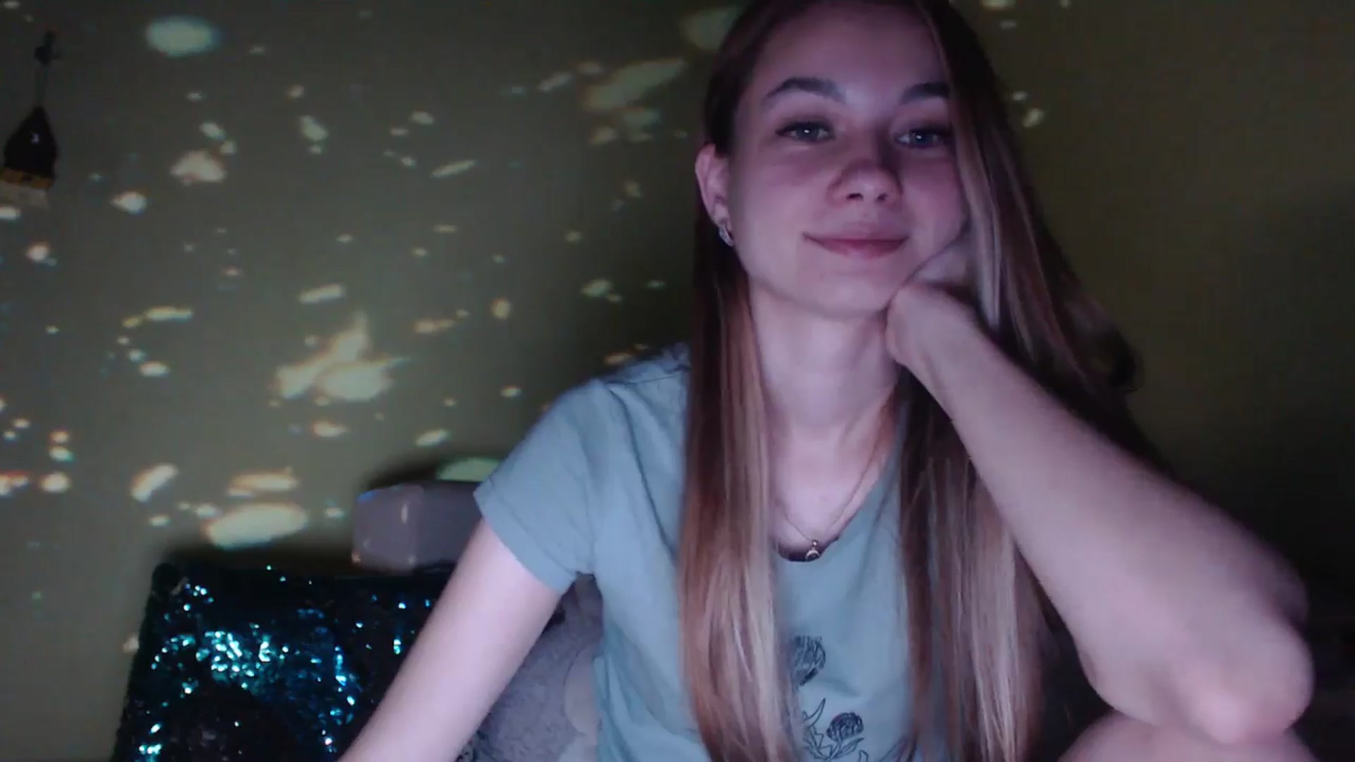 Gallery image thumbnail from Lovely_NataUA's myfreecams stream on, 10/12/2025, 24:00 image 6 of 20