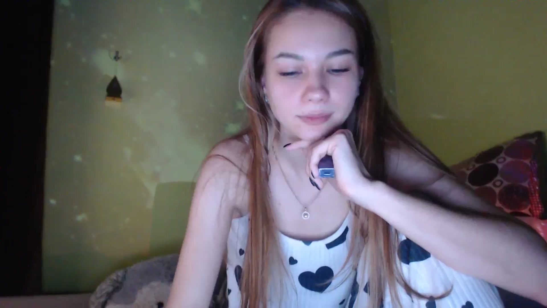 Gallery image thumbnail from Lovely_NataUA's myfreecams stream on, 10/30/2025, 24:01 image 6 of 20