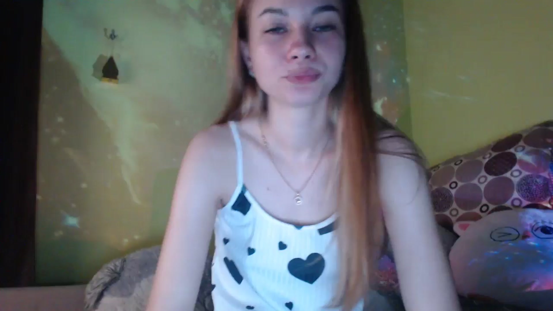 Gallery image thumbnail from Lovely_NataUA's myfreecams stream on, 10/30/2025, 24:01 image 13 of 20