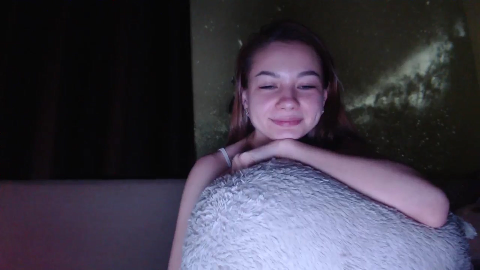 Gallery image thumbnail from Lovely_NataUA's myfreecams stream on, 10/31/2025, 02:35 image 15 of 20