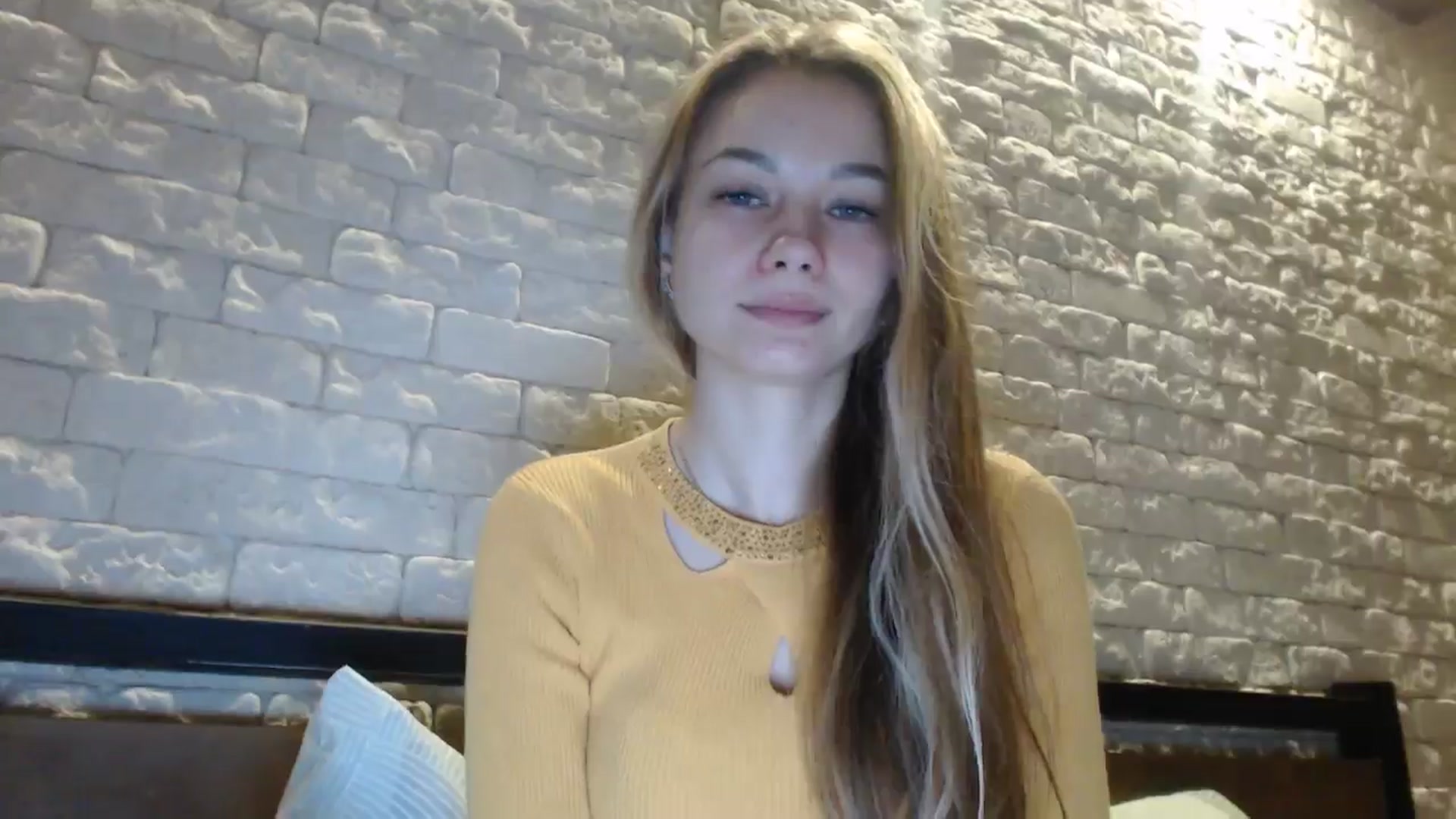 Gallery image thumbnail from Lovely_NataUA's myfreecams stream on, 11/09/2025, 20:09 image 16 of 20
