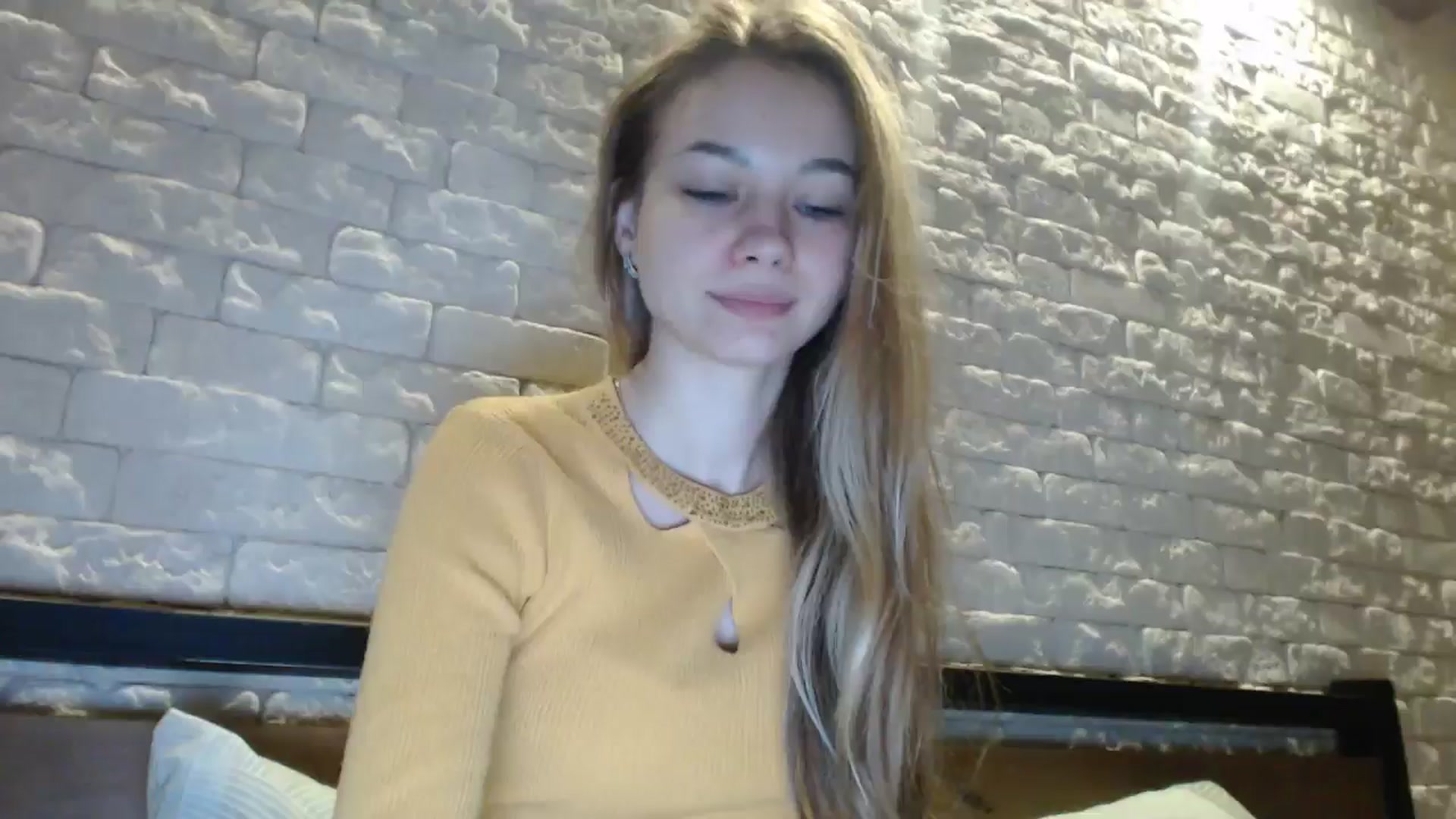 Gallery image thumbnail from Lovely_NataUA's myfreecams stream on, 11/09/2025, 20:09 image 1 of 20