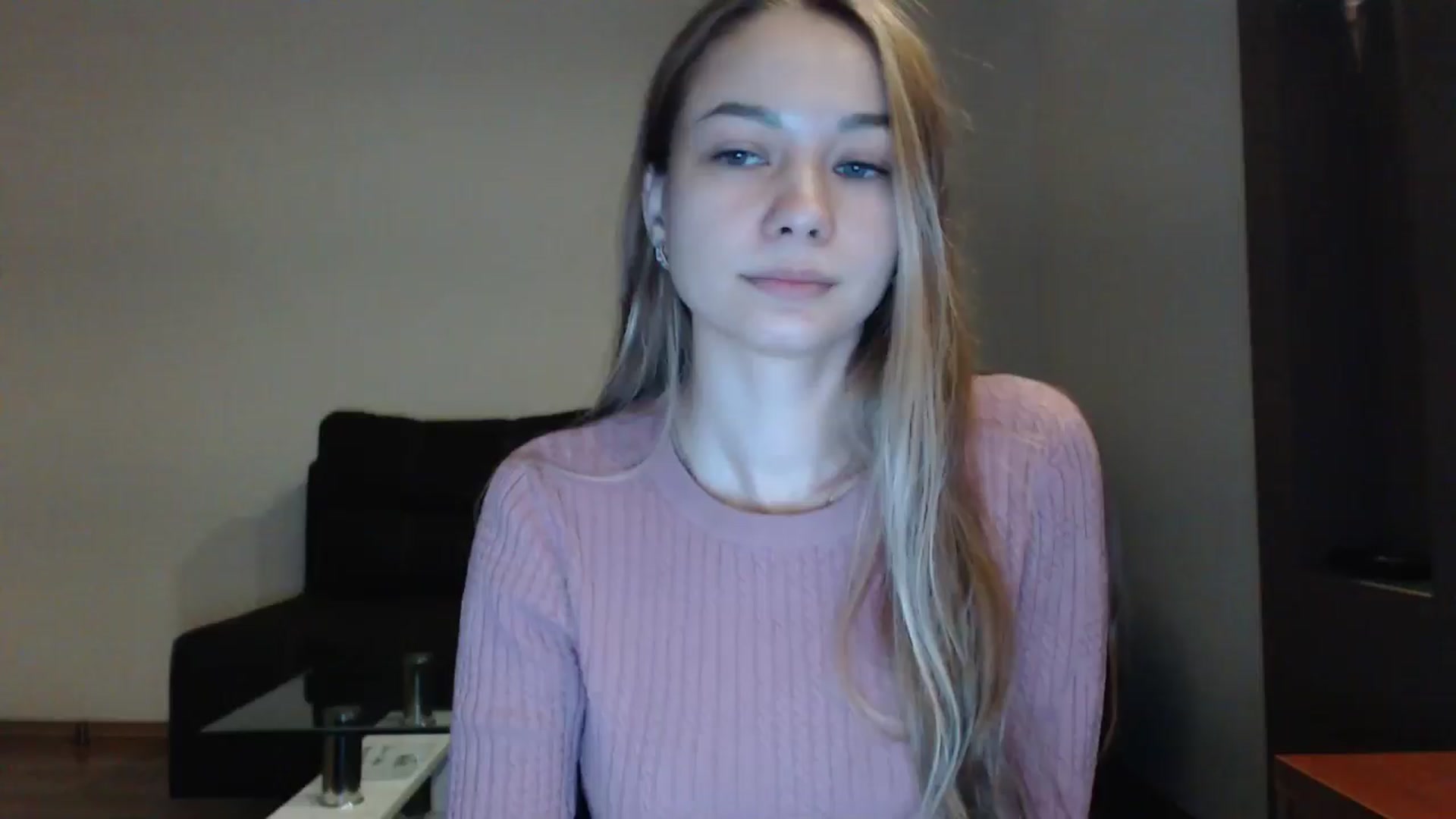 Gallery image thumbnail from Lovely_NataUA's myfreecams stream on, 11/15/2025, 15:10 image 4 of 20