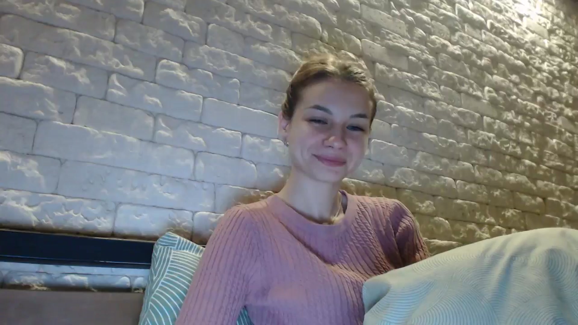 Gallery image thumbnail from Lovely_NataUA's myfreecams stream on, 11/16/2025, 21:42 image 16 of 20
