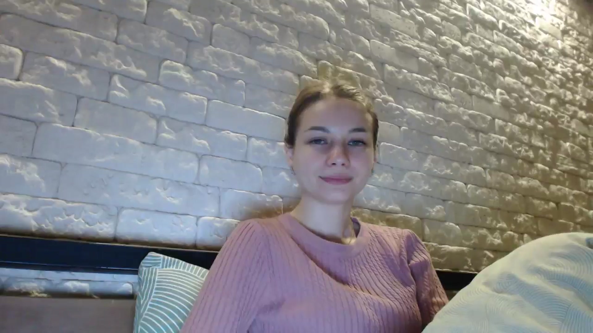 Gallery image thumbnail from Lovely_NataUA's myfreecams stream on, 11/16/2025, 21:42 image 18 of 20
