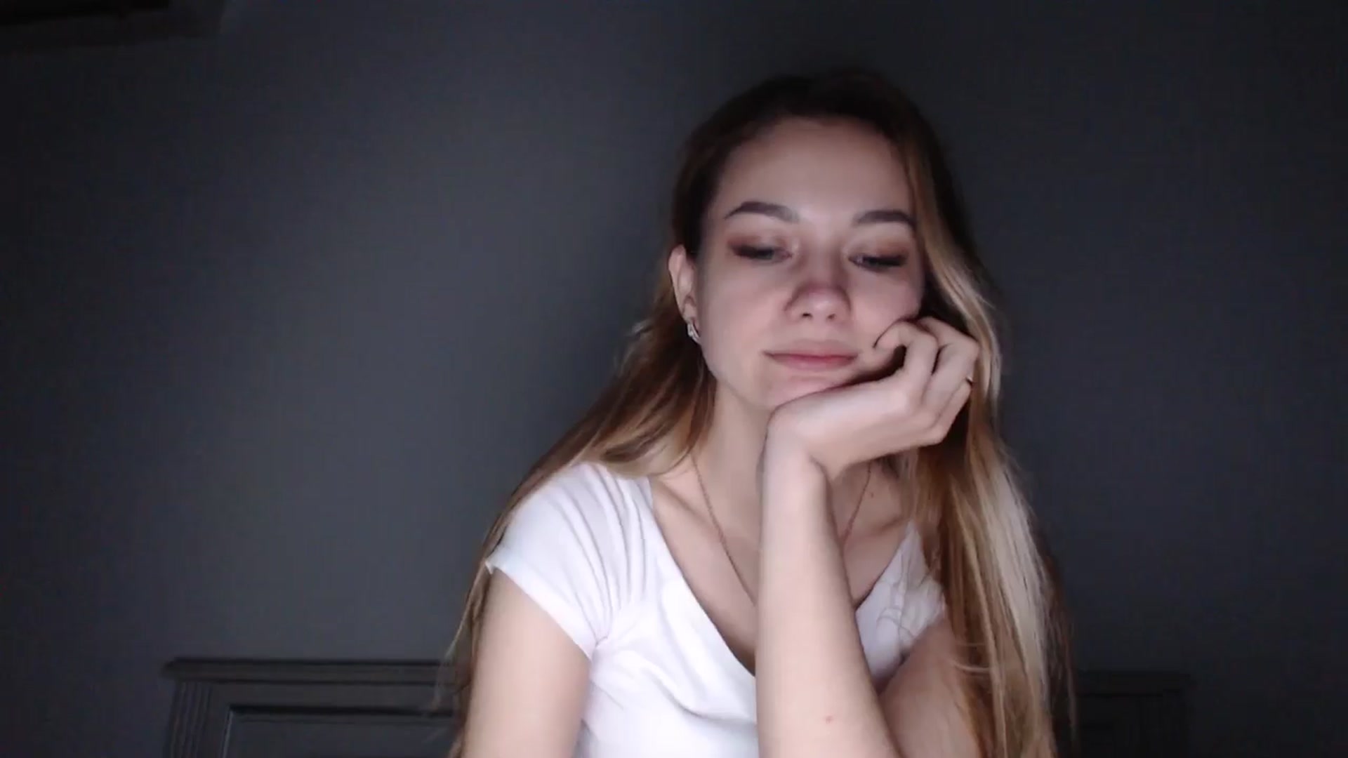Gallery image thumbnail from Lovely_NataUA's myfreecams stream on, 11/22/2025, 21:55 image 8 of 20