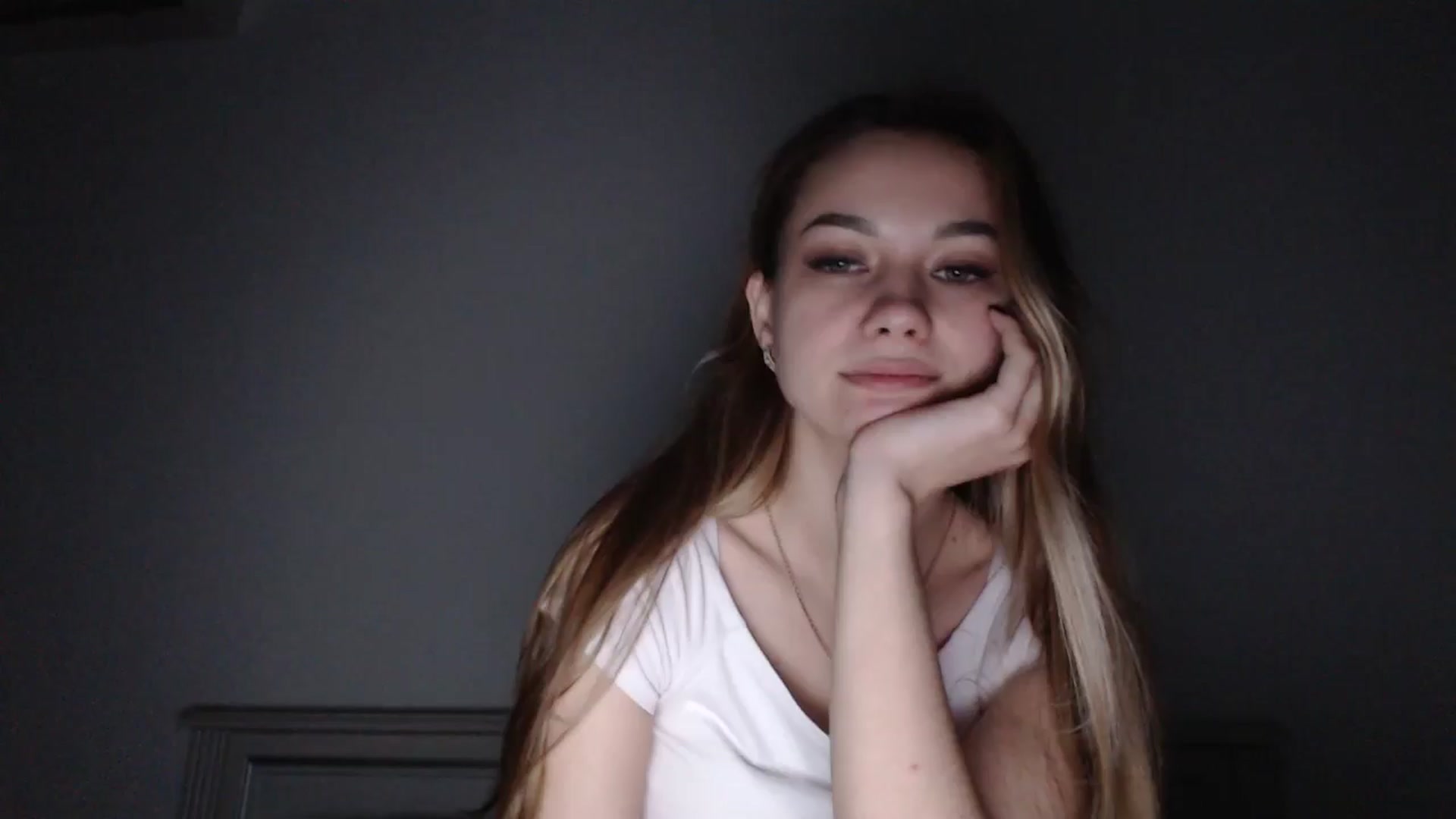Gallery image thumbnail from Lovely_NataUA's myfreecams stream on, 11/22/2025, 21:55 image 9 of 20