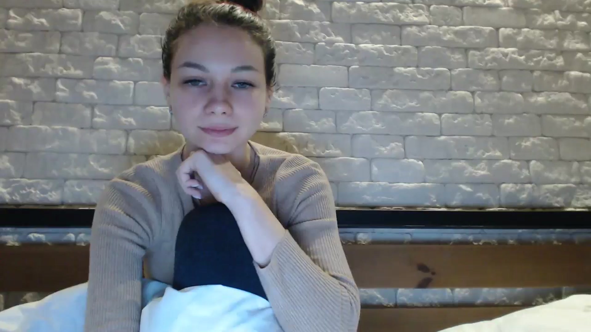 Gallery image thumbnail from Lovely_NataUA's myfreecams stream on, 11/30/2025, 19:25 image 16 of 20