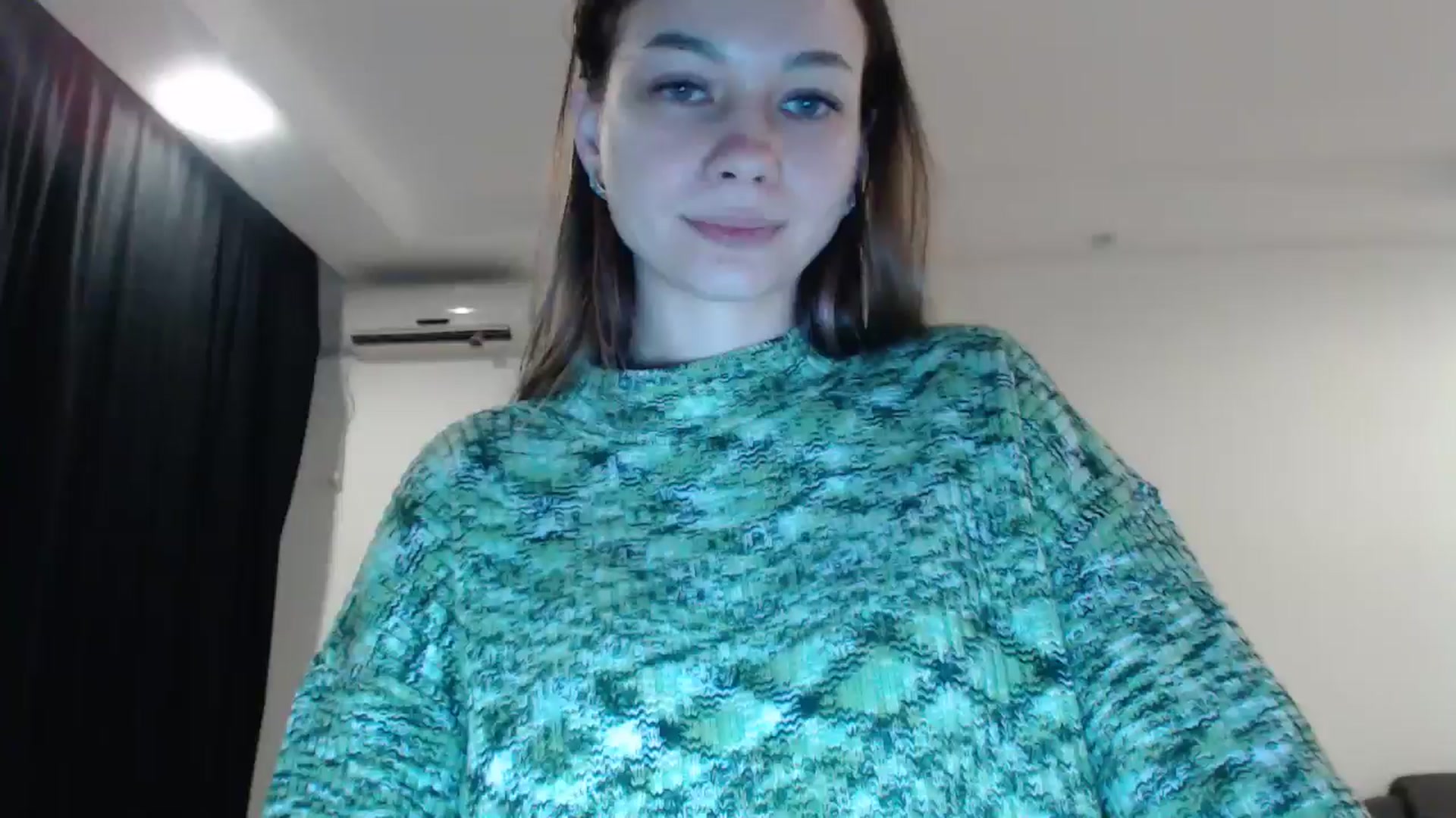 Gallery image thumbnail from Lovely_NataUA's myfreecams stream on, 12/07/2025, 21:46 image 19 of 20