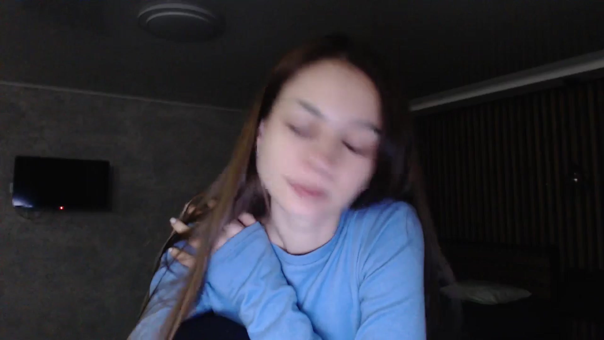 Gallery image thumbnail from Lovely_NataUA's myfreecams stream on, 12/25/2025, 19:37 image 17 of 20