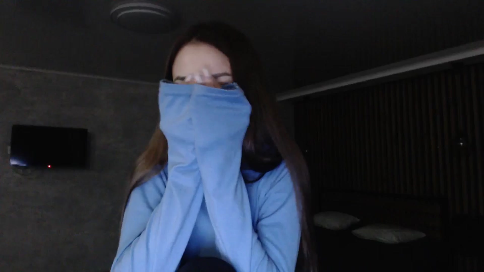 Gallery image thumbnail from Lovely_NataUA's myfreecams stream on, 12/25/2025, 19:37 image 14 of 20