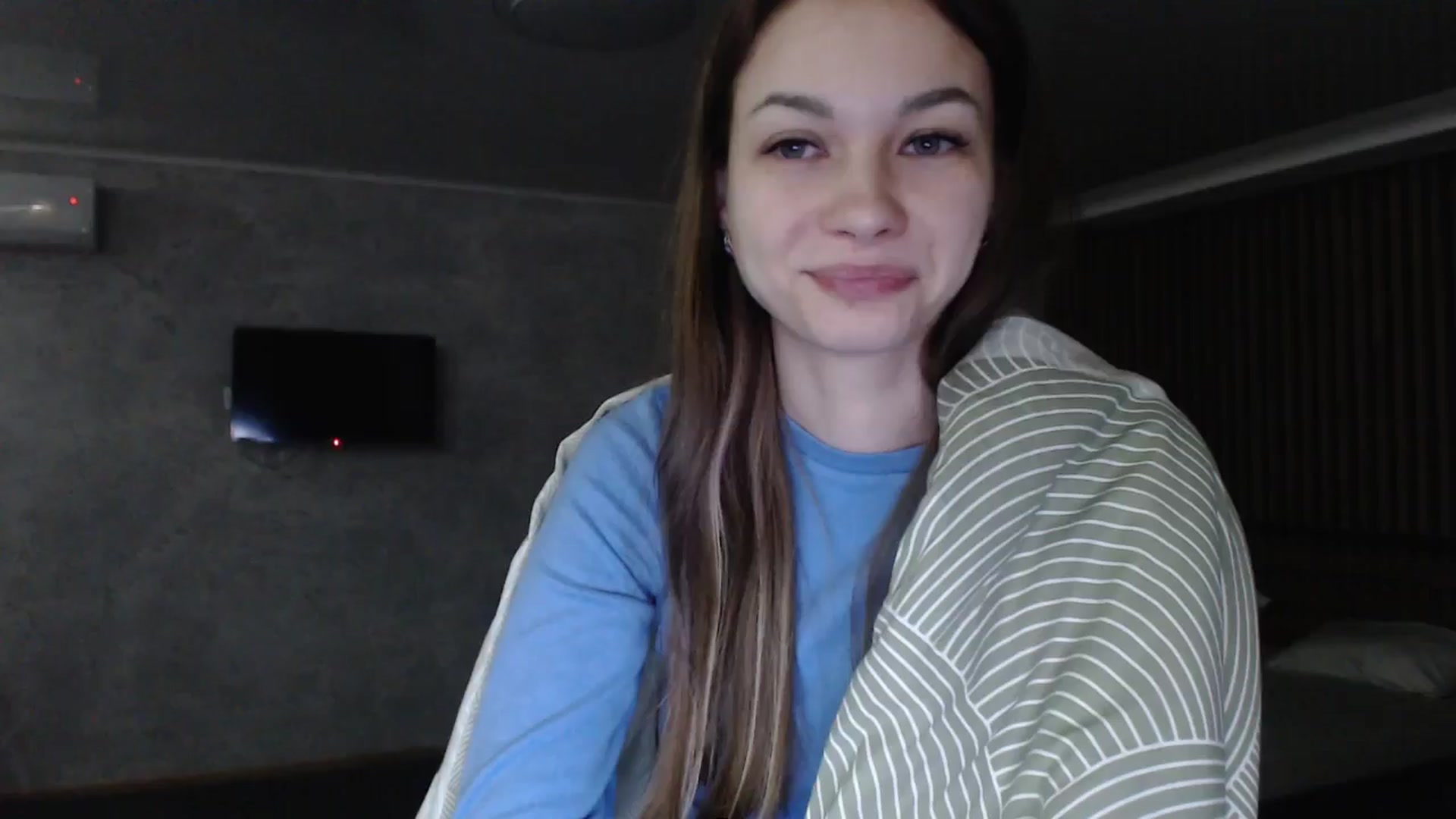 Gallery image thumbnail from Lovely_NataUA's myfreecams stream on, 12/25/2025, 21:03 image 10 of 20