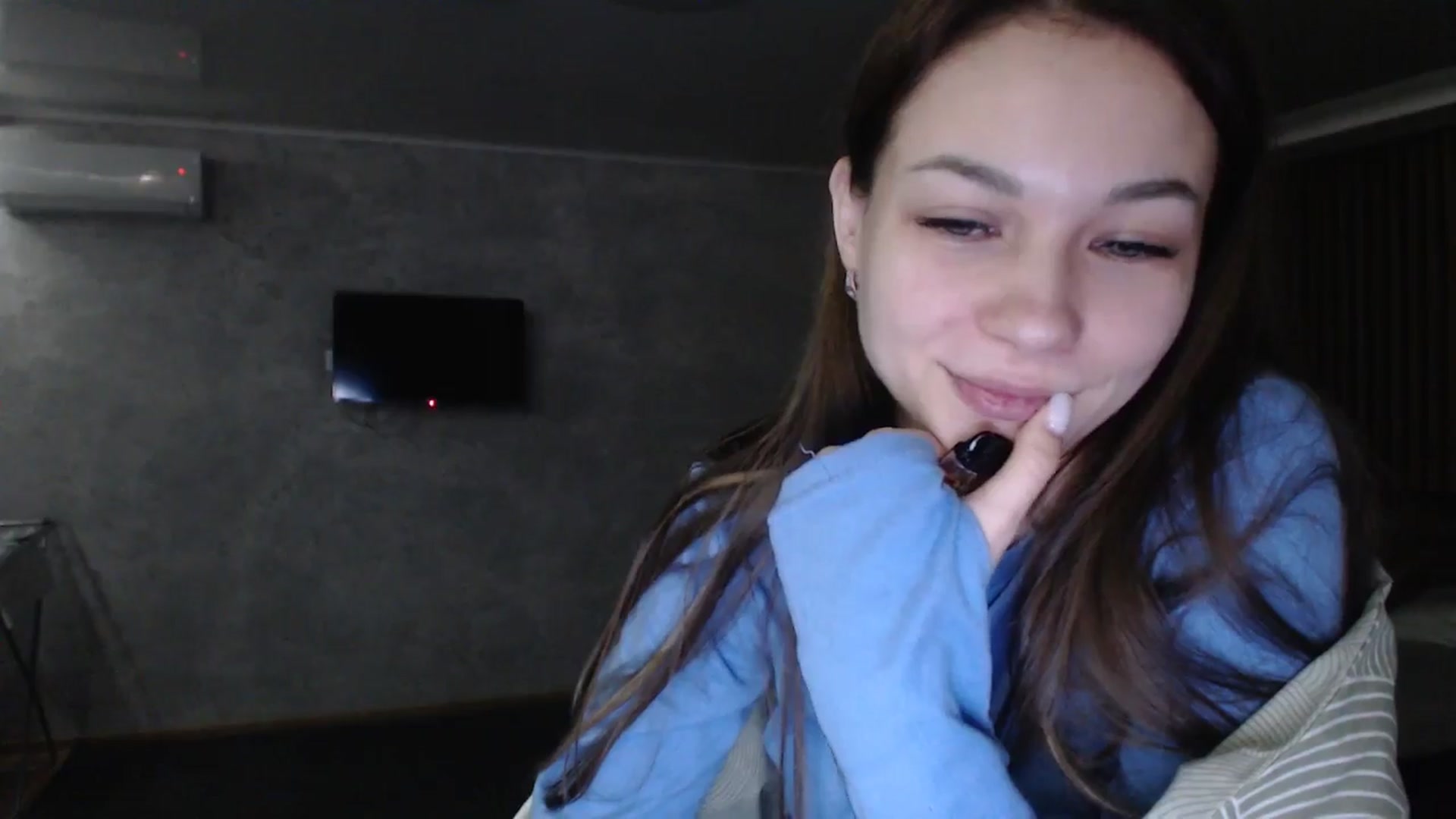 Gallery image thumbnail from Lovely_NataUA's myfreecams stream on, 12/25/2025, 21:03 image 20 of 20