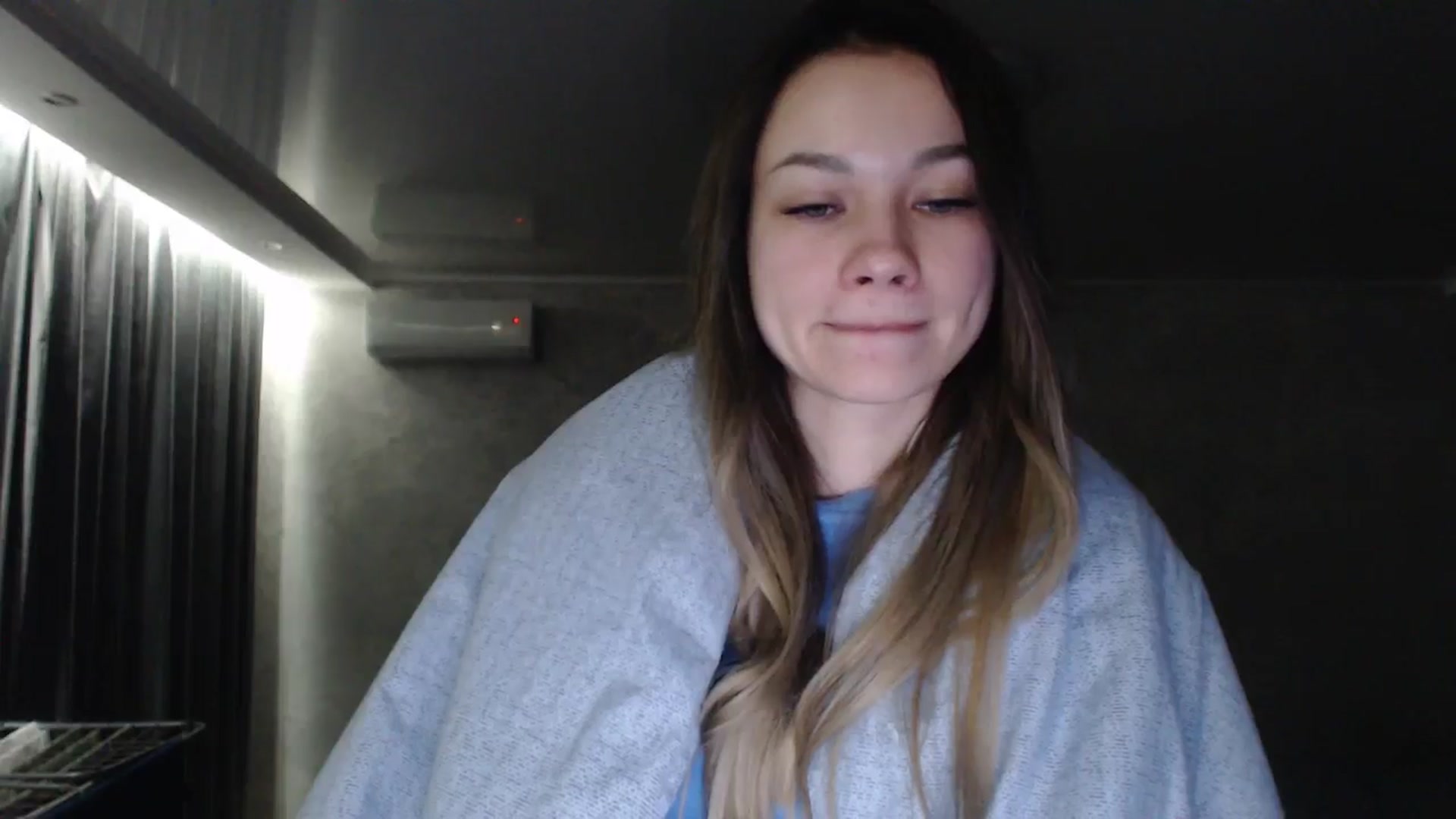 Gallery image thumbnail from Lovely_NataUA's myfreecams stream on, 12/28/2025, 21:59 image 16 of 20