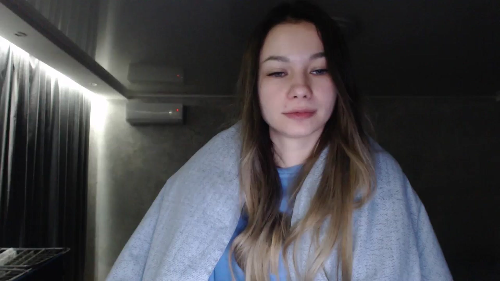 Gallery image thumbnail from Lovely_NataUA's myfreecams stream on, 12/28/2025, 21:59 image 17 of 20