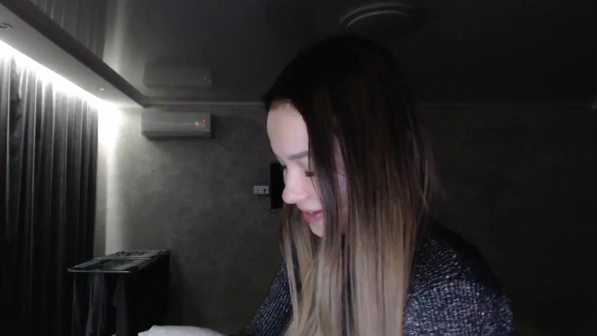 Gallery image thumbnail from Lovely_NataUA's myfreecams stream on, 01/03/2026, 22:04 image 3 of 20