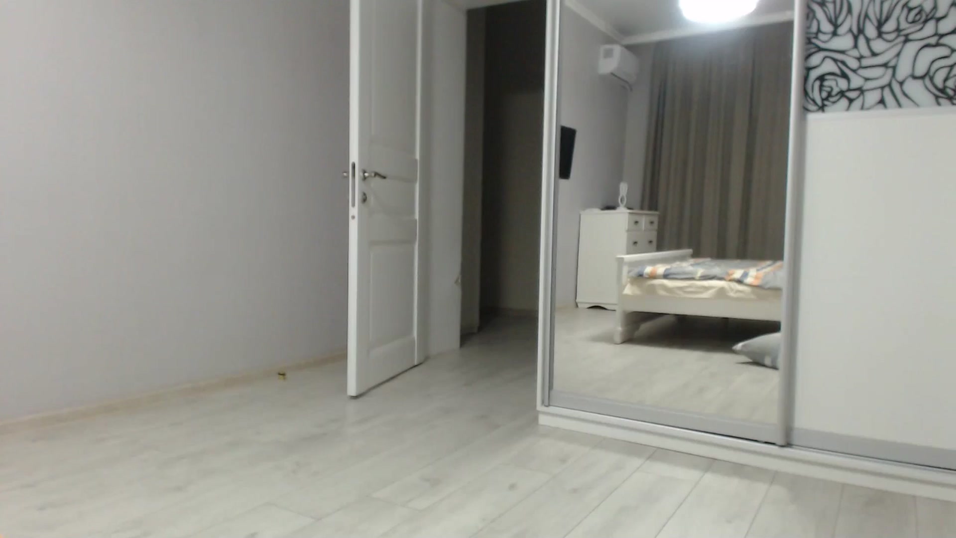 Gallery image thumbnail from Lovely_NataUA's myfreecams stream on, 01/10/2026, 21:55 image 9 of 20