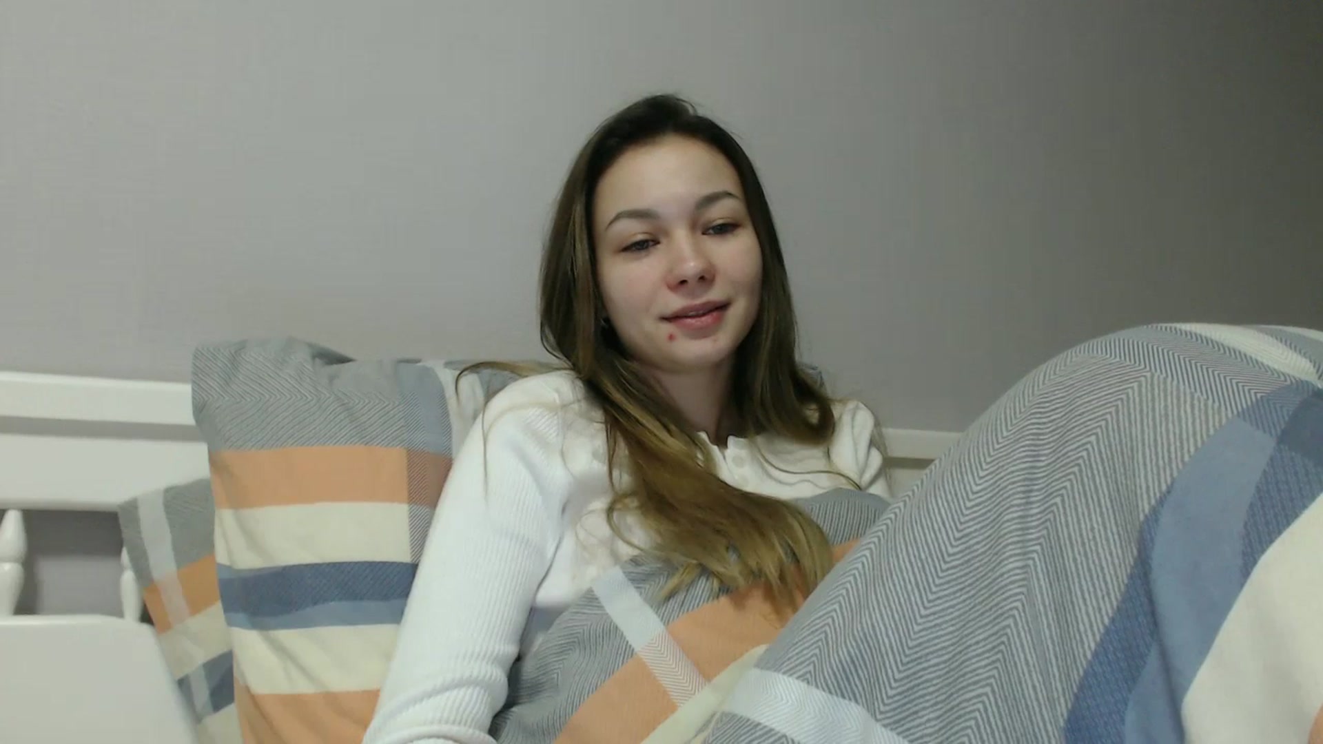 Gallery image thumbnail from Lovely_NataUA's myfreecams stream on, 01/11/2026, 20:45 image 19 of 20