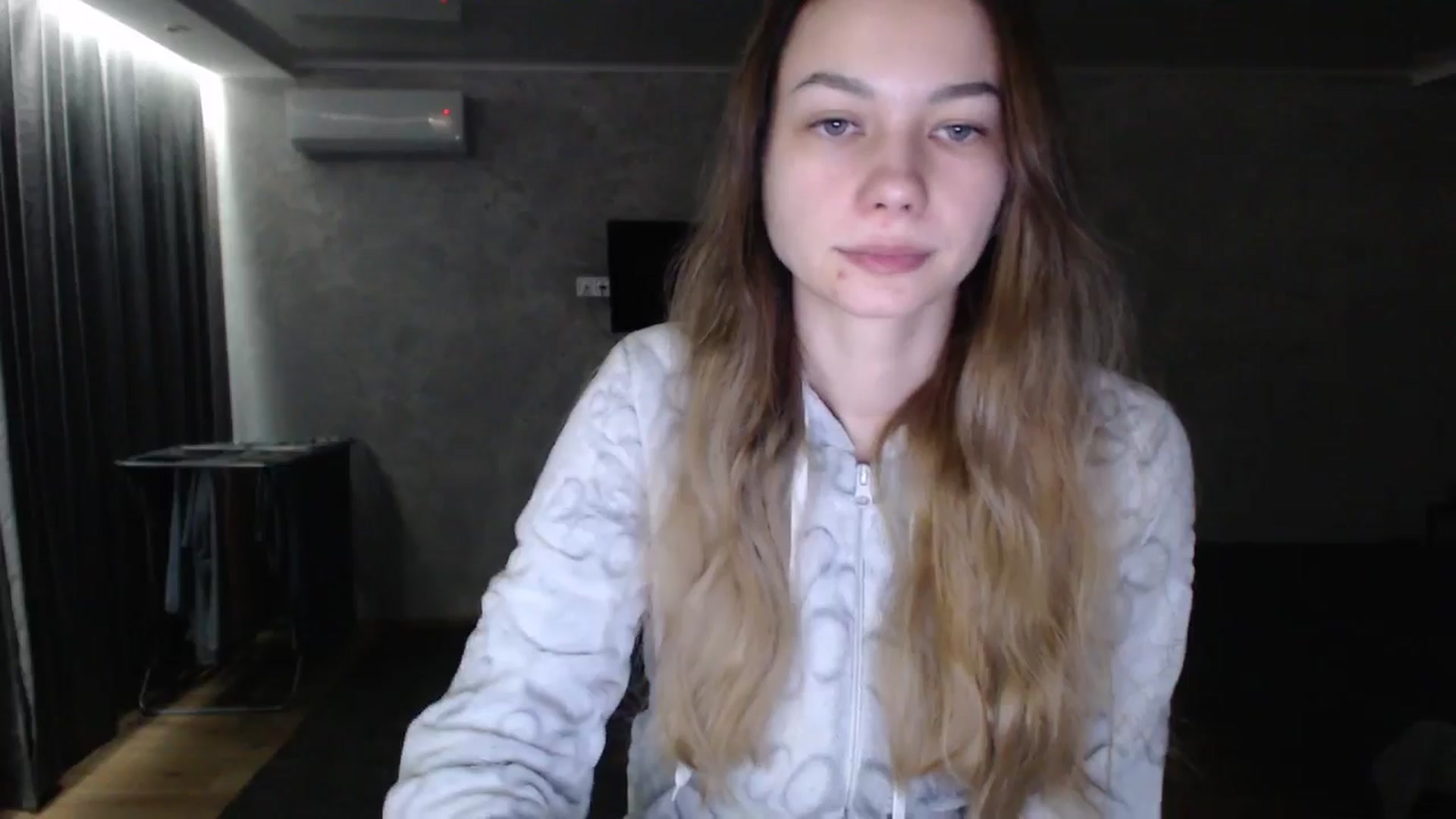 Gallery image thumbnail from Lovely_NataUA's myfreecams stream on, 01/18/2026, 21:54 image 4 of 20