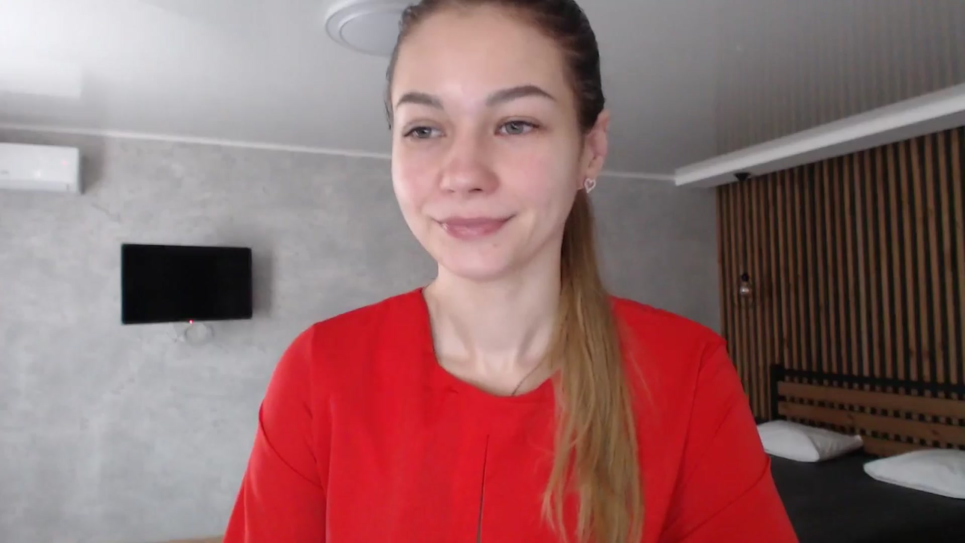 Gallery image thumbnail from Lovely_NataUA's myfreecams stream on, 02/14/2026, 13:47 image 7 of 20