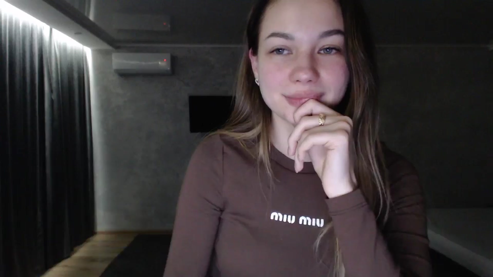 Gallery image thumbnail from Lovely_NataUA's myfreecams stream on, 02/15/2026, 21:51 image 17 of 20