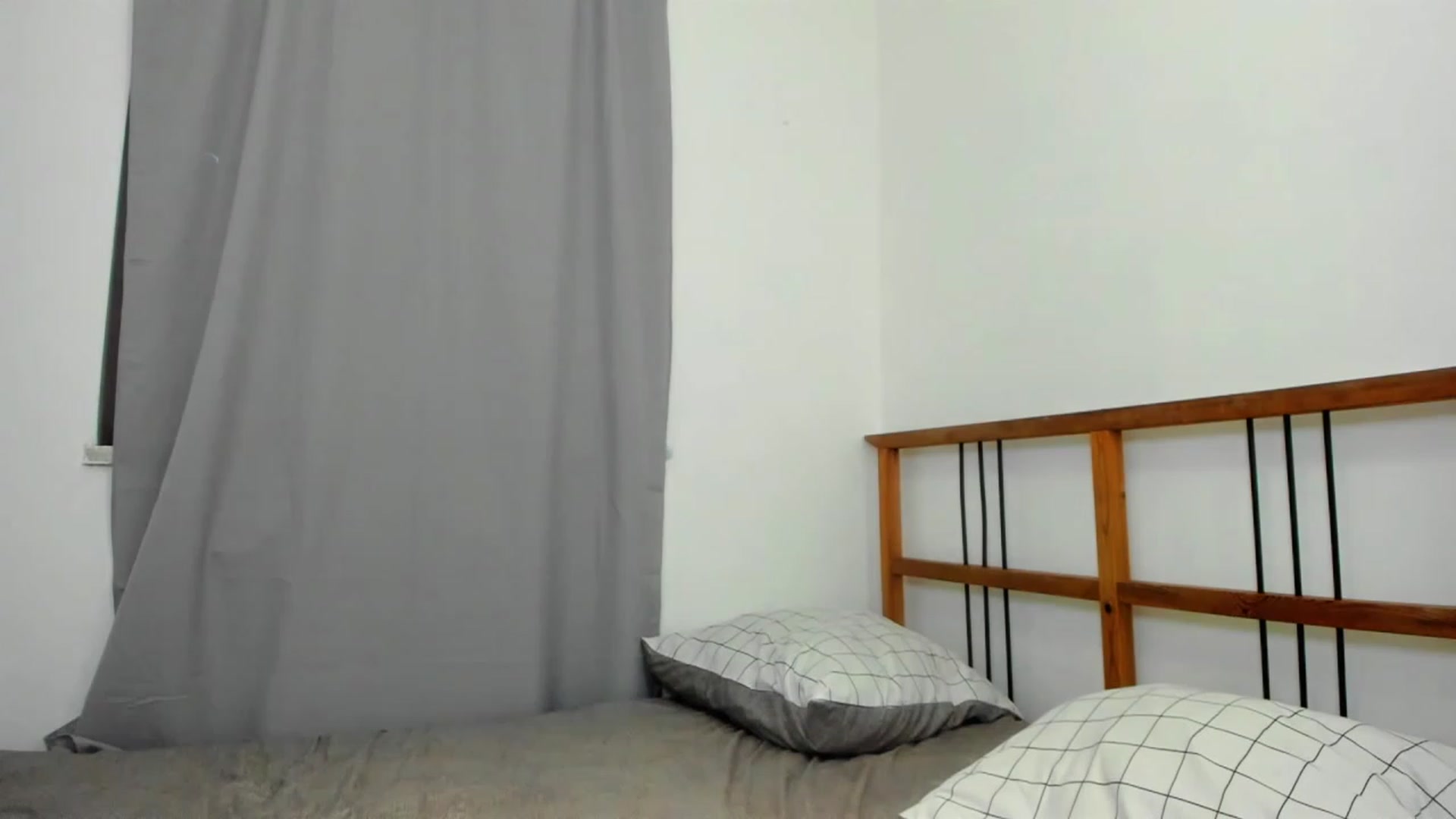 Gallery image thumbnail from Lovely_linka_'s myfreecams stream on, 11/16/2022, 13:56 image 9 of 20