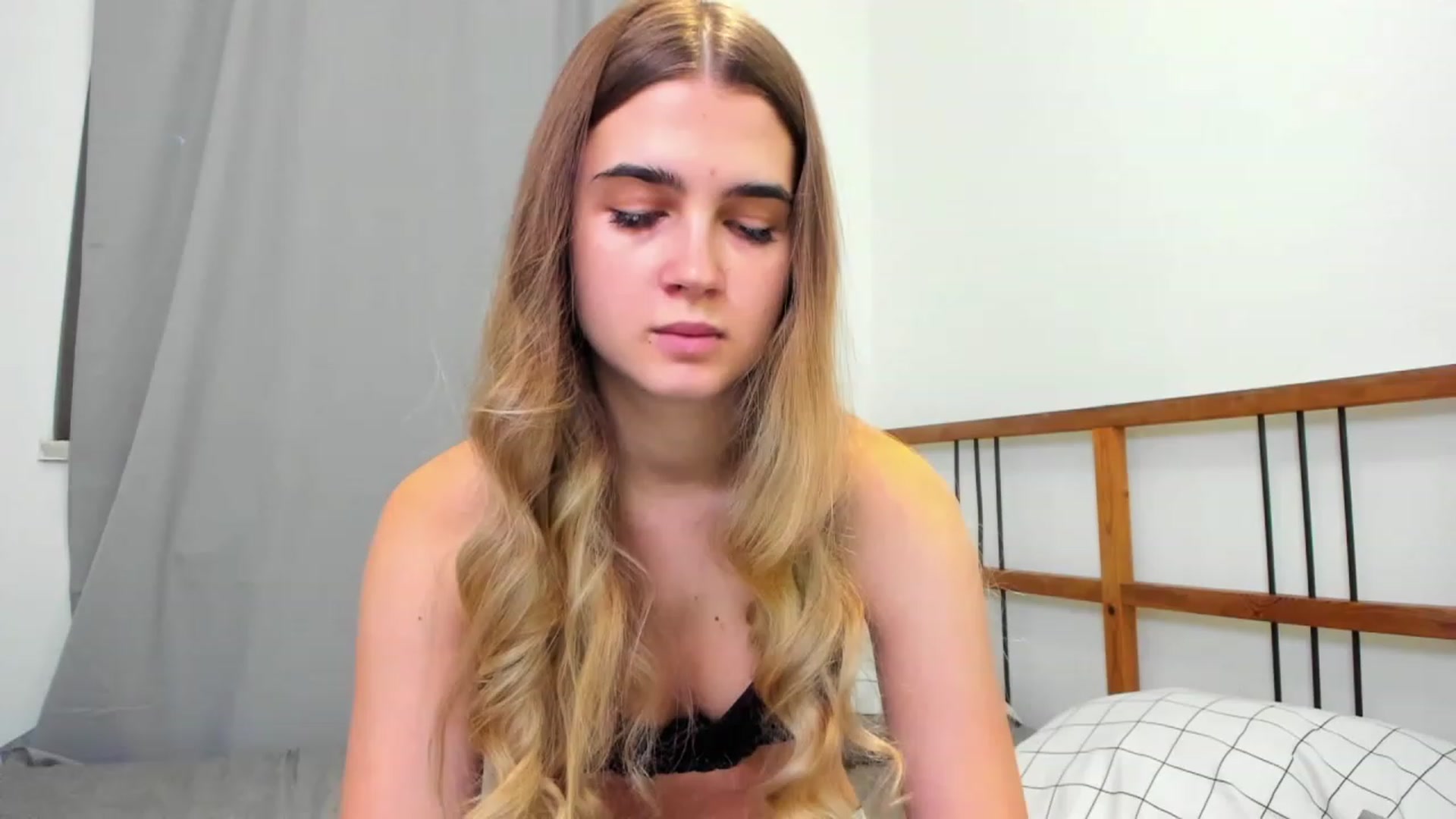 Gallery image thumbnail from Lovely_linka_'s myfreecams stream on, 11/16/2022, 13:56 image 20 of 20
