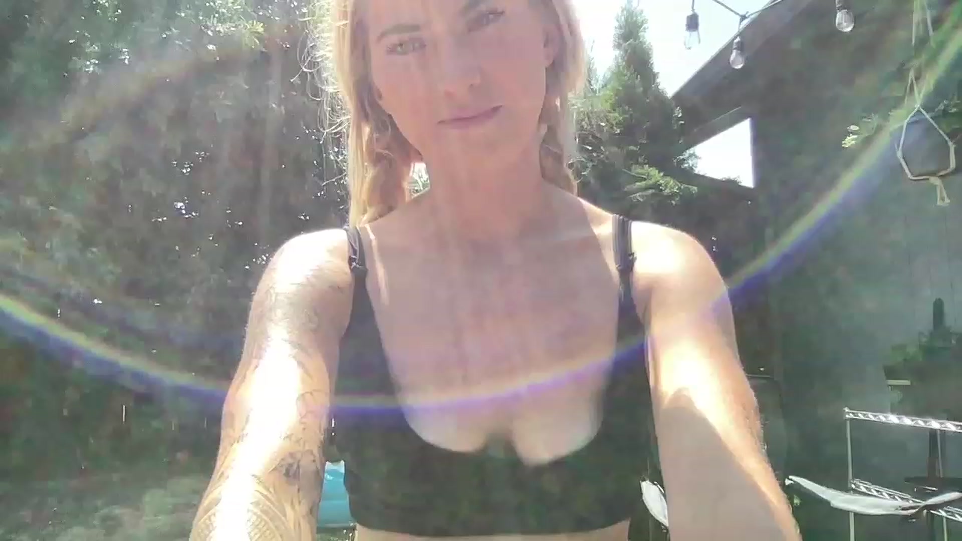 Gallery image thumbnail from Lovelyemilia's myfreecams stream on, 07/31/2023, 19:58 image 3 of 20