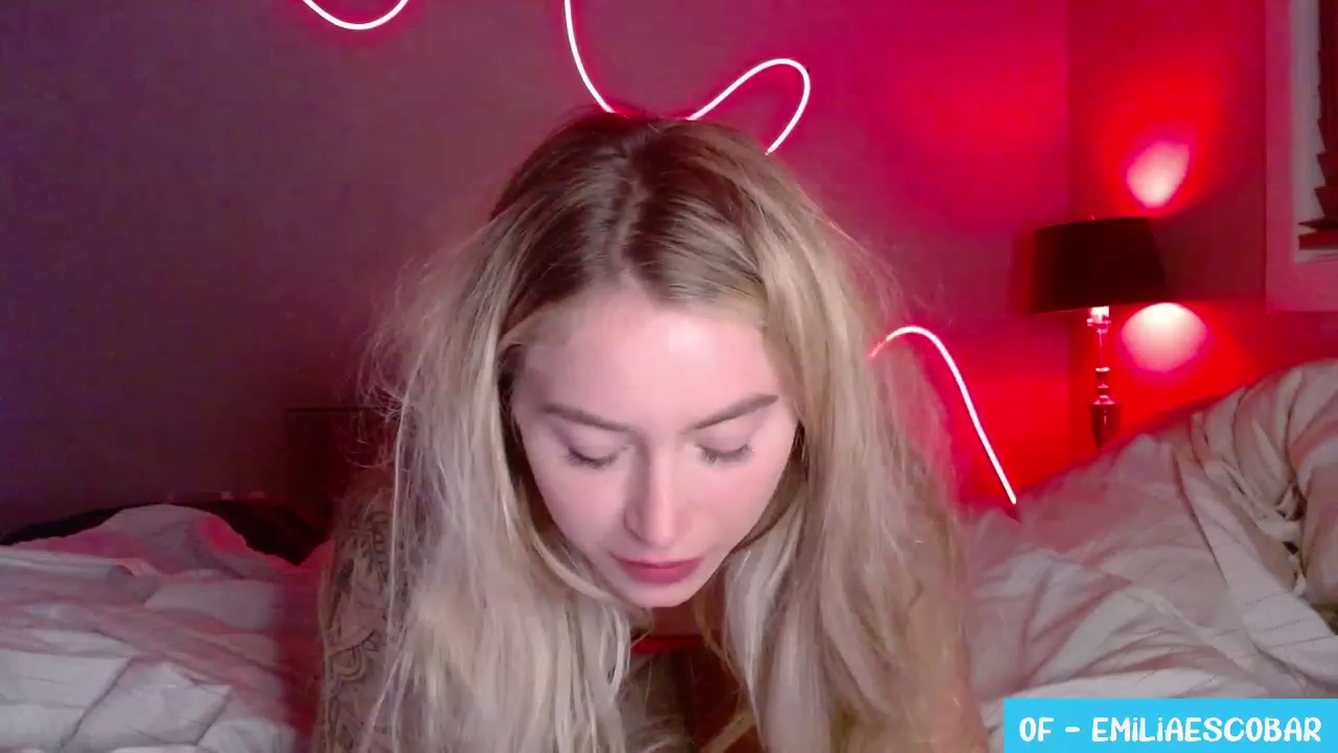 Gallery image thumbnail from Lovelyemilia's myfreecams stream on, 09/14/2023, 04:56 image 15 of 20