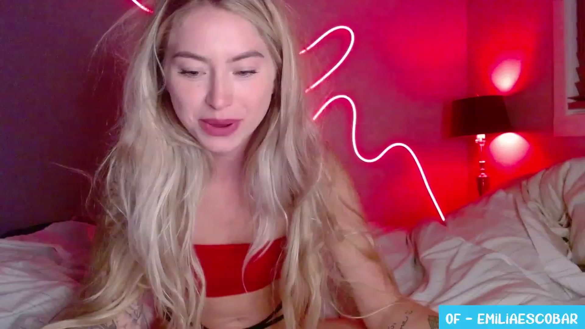 Gallery image thumbnail from Lovelyemilia's myfreecams stream on, 09/14/2023, 04:56 image 11 of 20