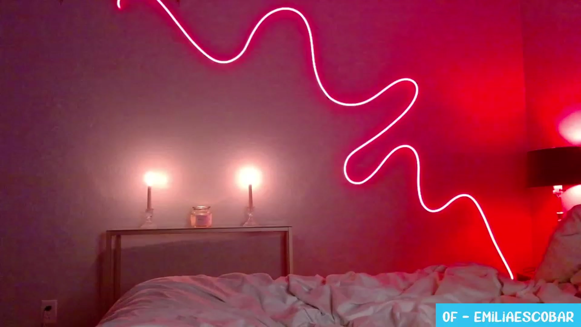 Gallery image thumbnail from Lovelyemilia's myfreecams stream on, 09/19/2023, 07:09 image 5 of 20