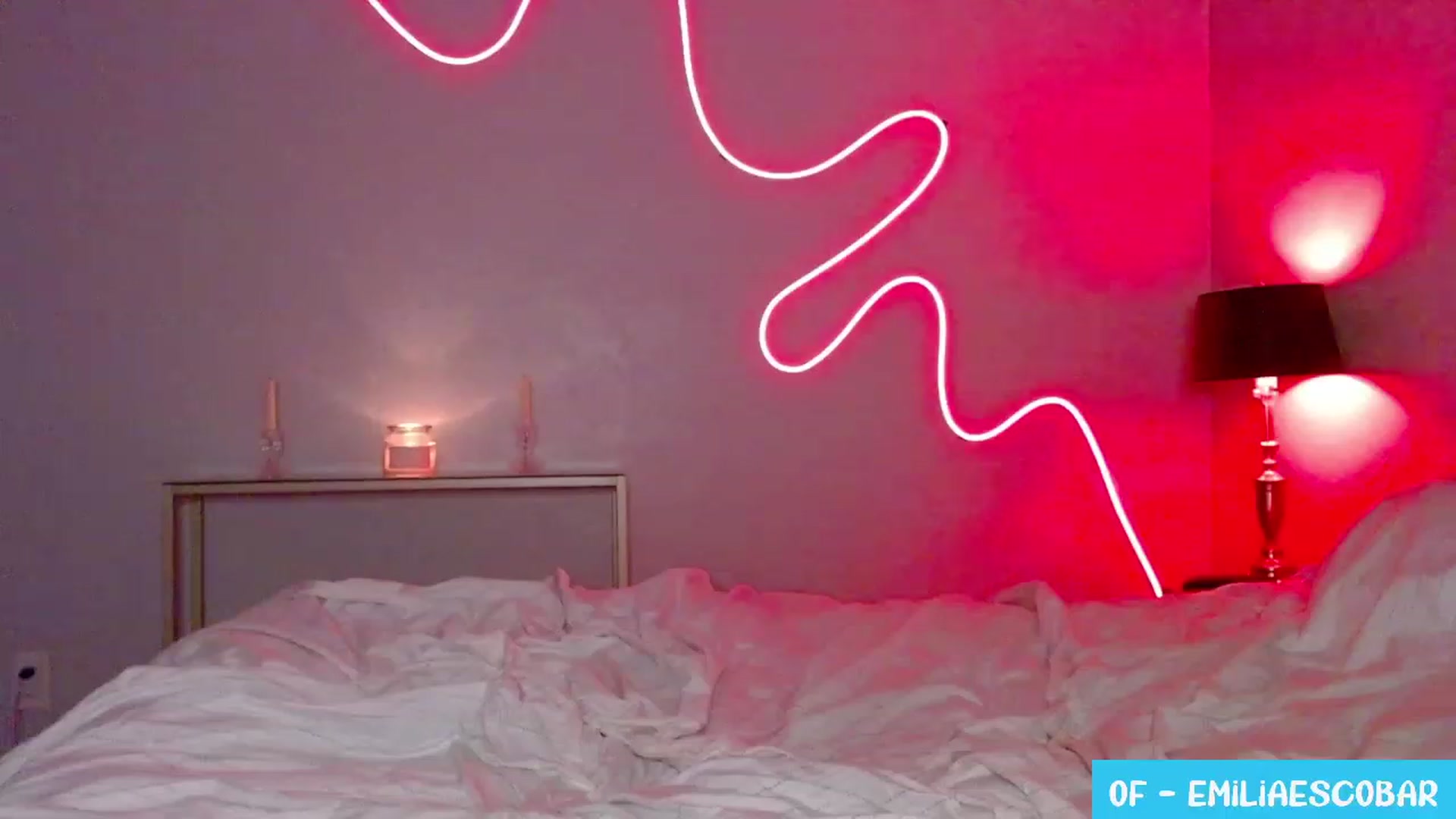 Gallery image thumbnail from Lovelyemilia's myfreecams stream on, 09/20/2023, 03:43 image 16 of 20