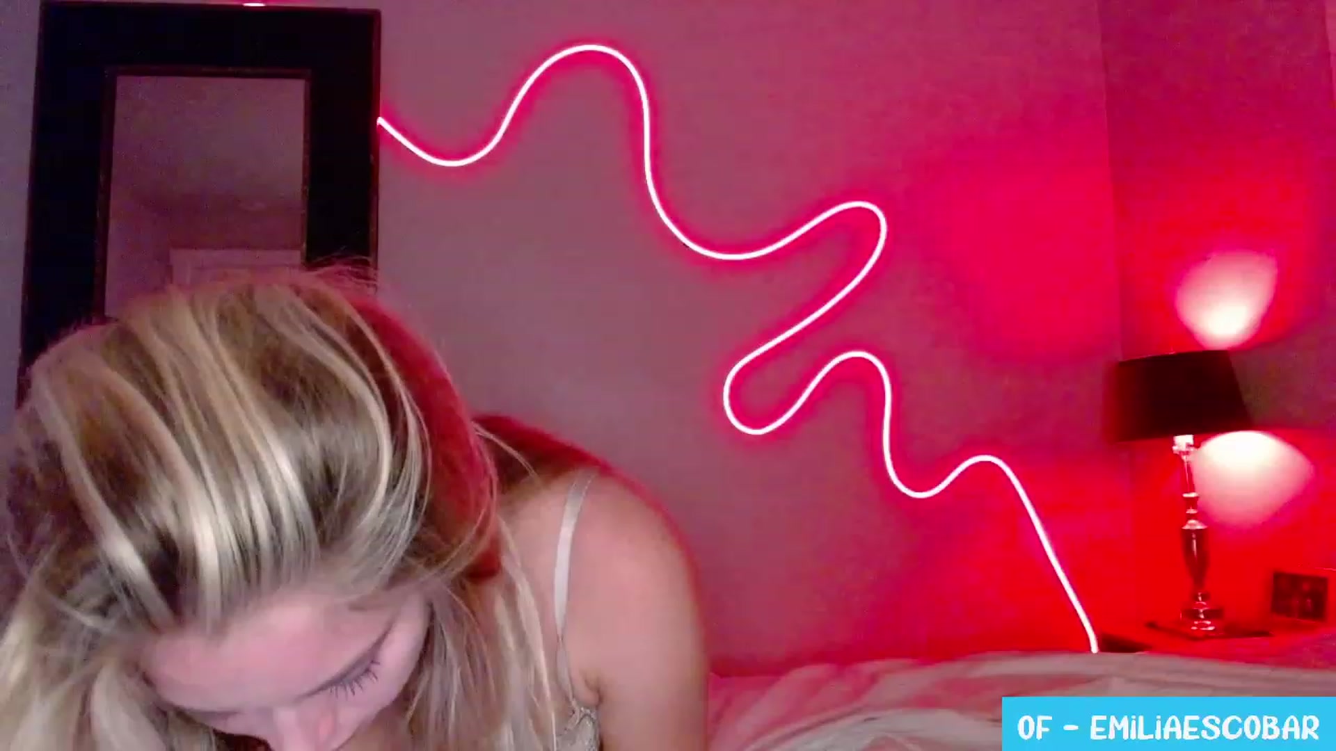Gallery image thumbnail from Lovelyemilia's myfreecams stream on, 10/04/2023, 03:38 image 13 of 20