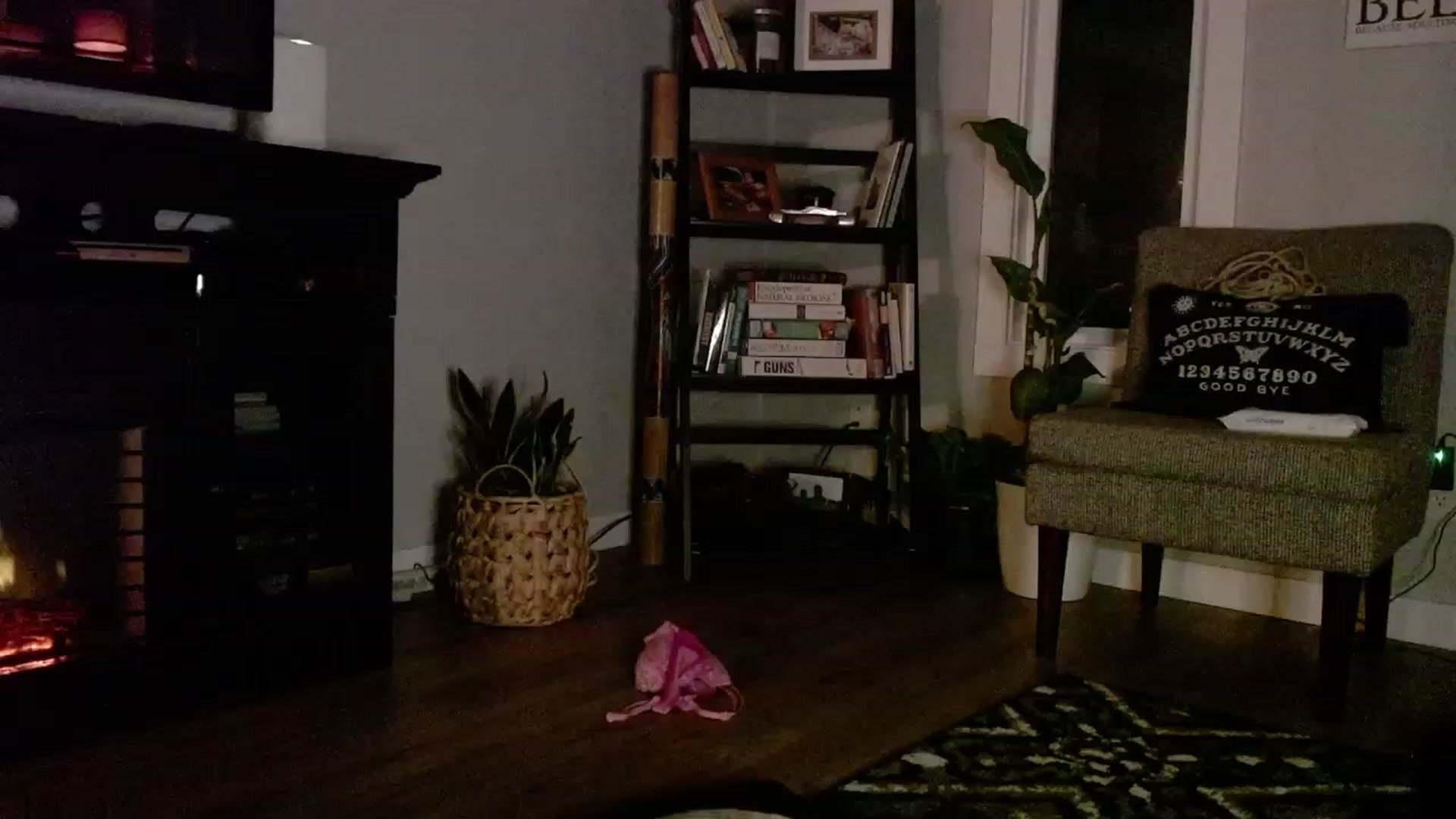 Gallery image thumbnail from Lovelyemilia's myfreecams stream on, 10/17/2023, 06:09 image 7 of 20